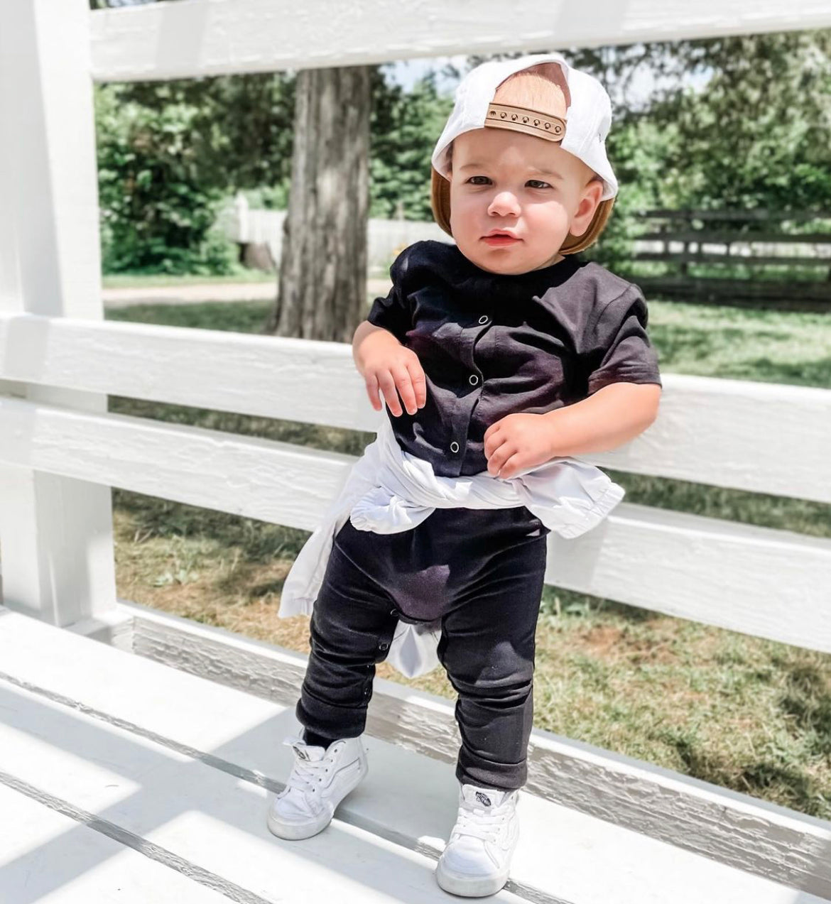 Classic Black Snap Romper for Babies - Comfortable & Stylish Outfit for Newborns, Infants, and Toddlers | Perfect for Playdates, Family Photos, and Everyday Wear