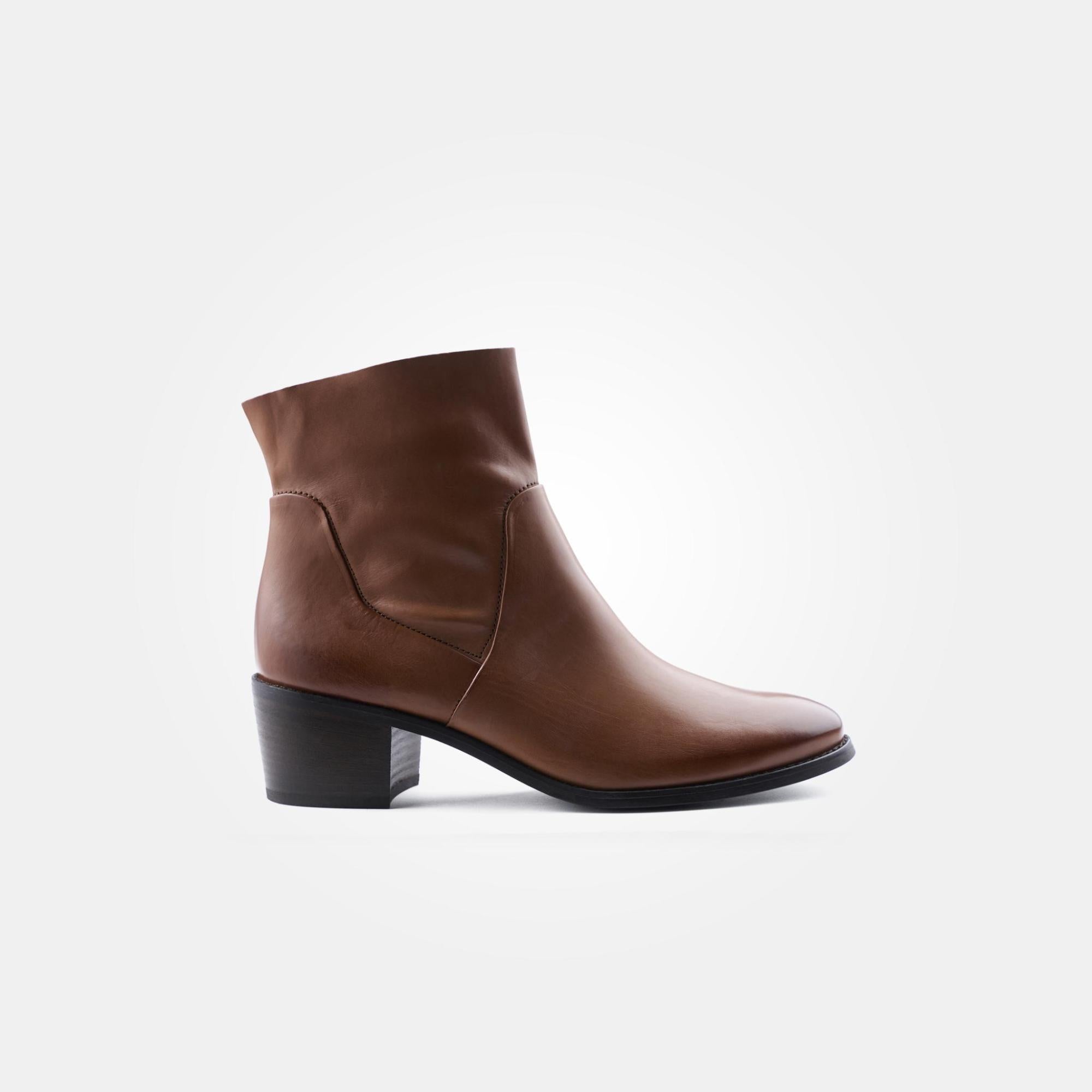 PAUL GREEN Women's Tan Leather Ankle Boots 9025 - Stylish & Comfortable for Casual Outings, Work & Fall Fashion
