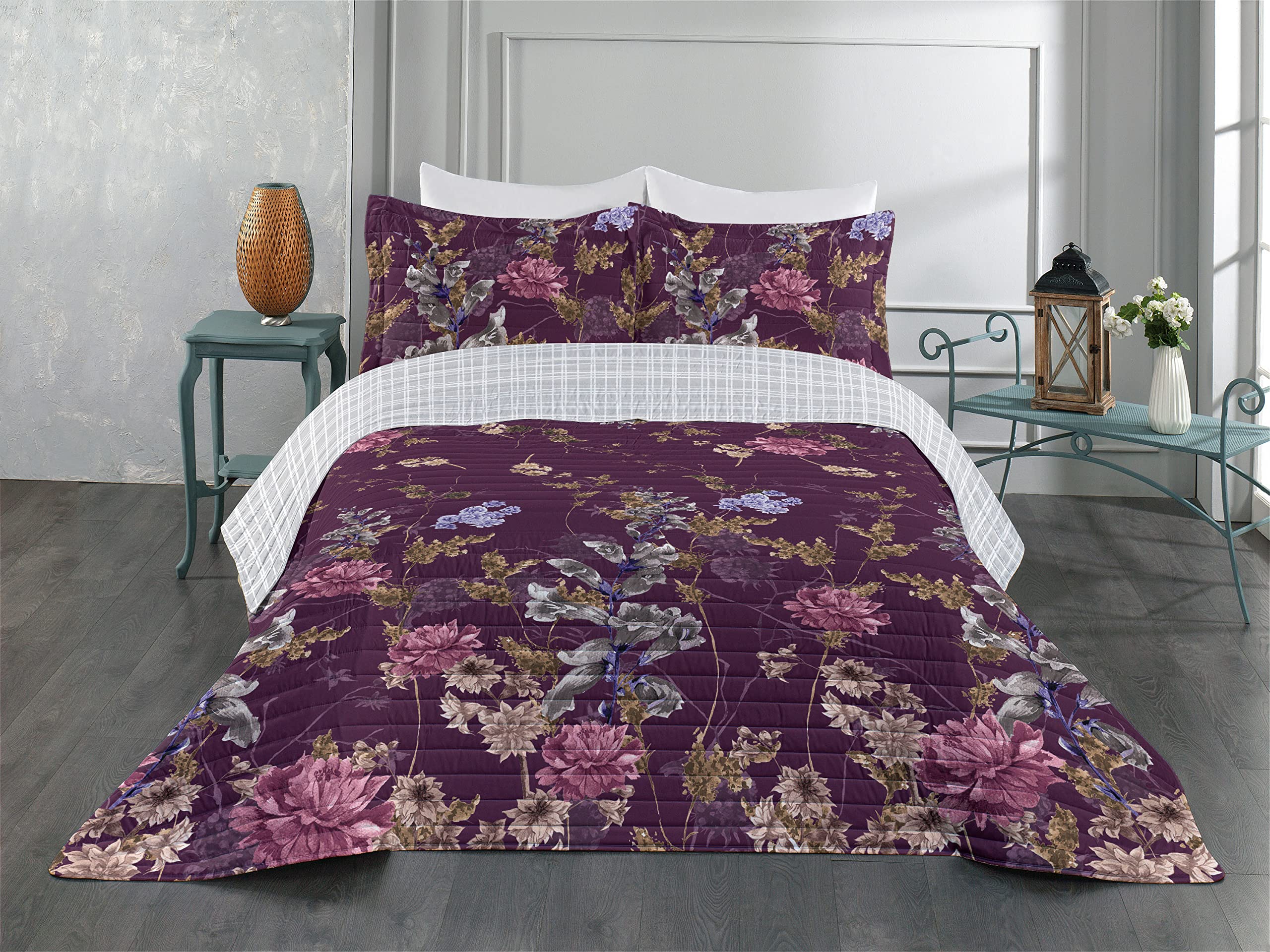 Vintage Floral Reversible Bedspread Set - Nostalgic Botanical Garden Design with Blossoms & Branches | Microfiber Comforter & Pillow Shams | Queen Size Bedding in Plum Fawn Lilac | Perfect for Boho Chic Bedroom Decor & Guest Room Makeover