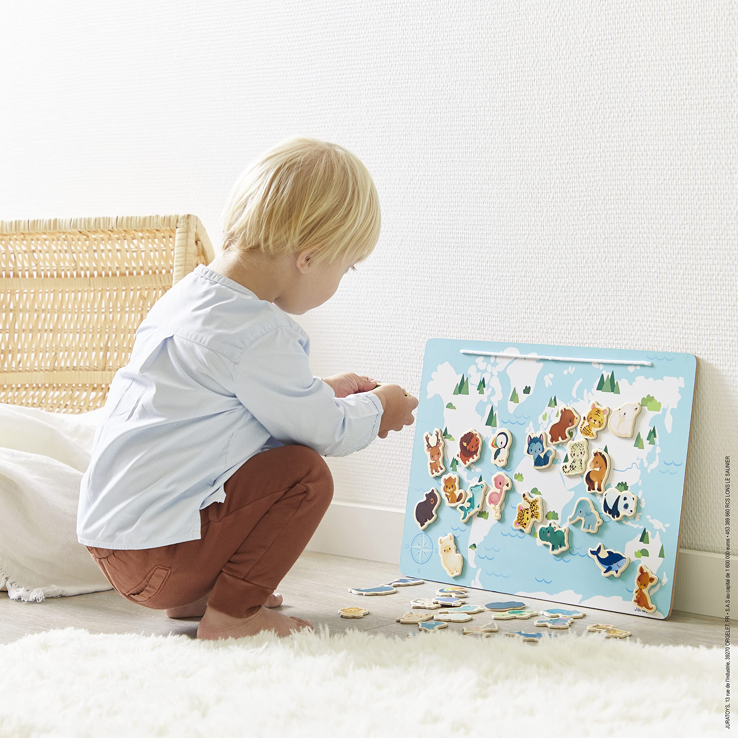 Janod Magnetic World Puzzle for Kids - 40 FSC Certified Wooden Magnets, 1 Poster, Animal Magnets - Educational Toy for 24 Months & Up (J05468) - Perfect for Travel, Preschool Learning & Home Play