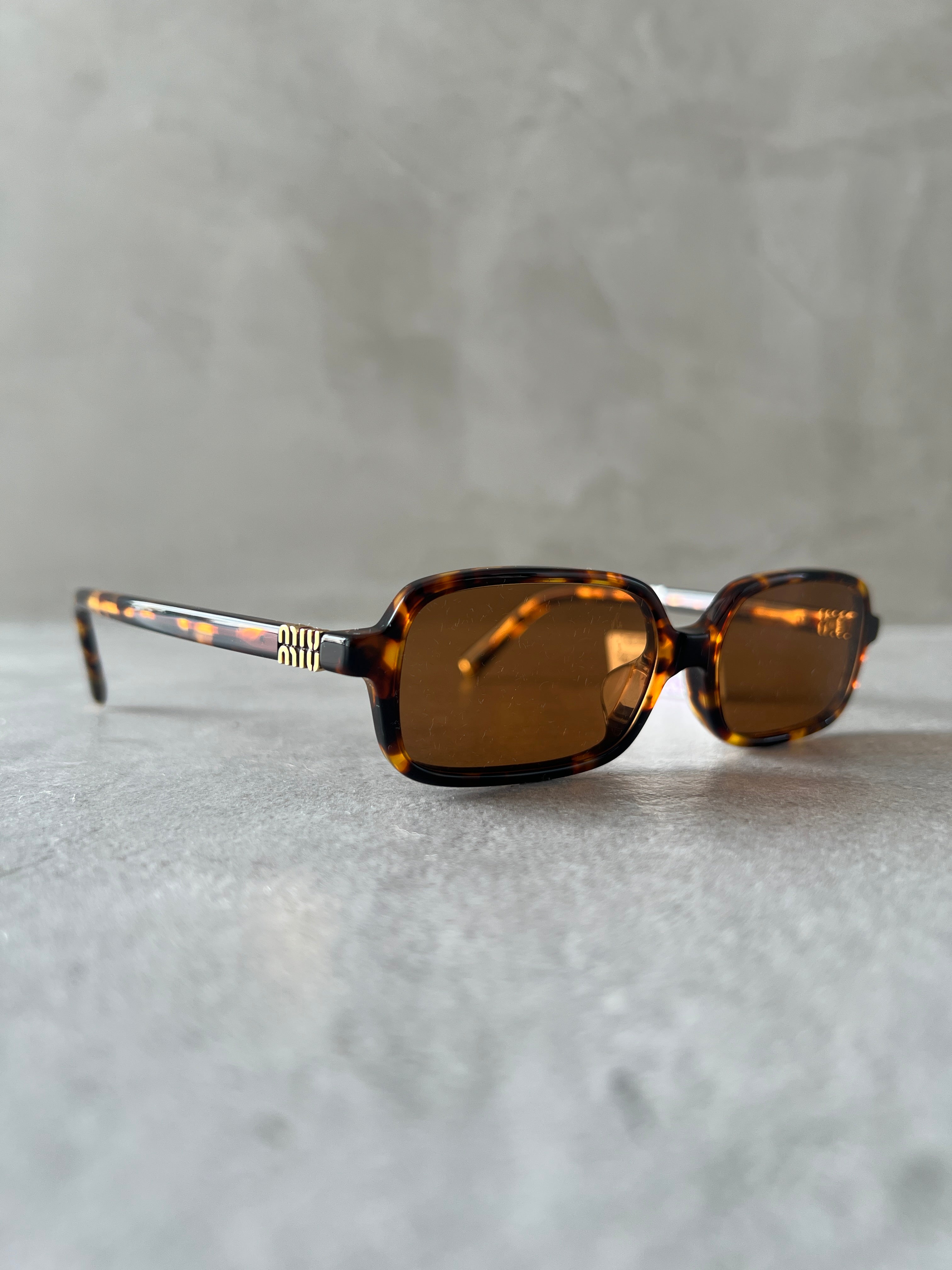 Miu Miu MU11ZSF Rectangle Sunglasses for Asian Fit - Havana/Brown Gradient Lenses (G) | UV Protection, Fashion Accessory for Women, Perfect for Beach, Driving & Outdoor Activities