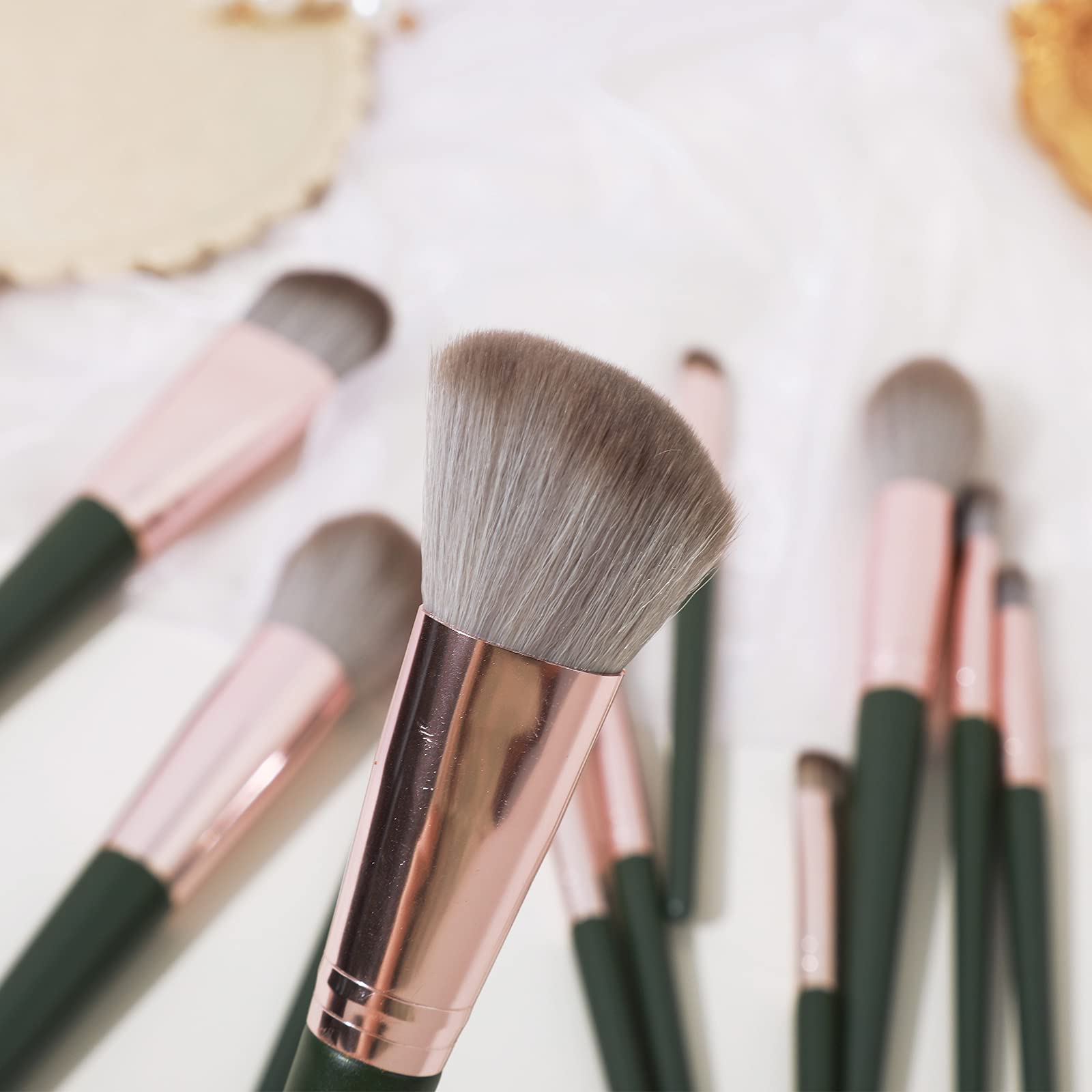 Premium Synthetic Makeup Brushes Set with Wooden Handle & Brush Bag - Professional Cosmetic Brush Kit for Women & Girls - Perfect for Daily Makeup, Contouring & Eyeshadow Application