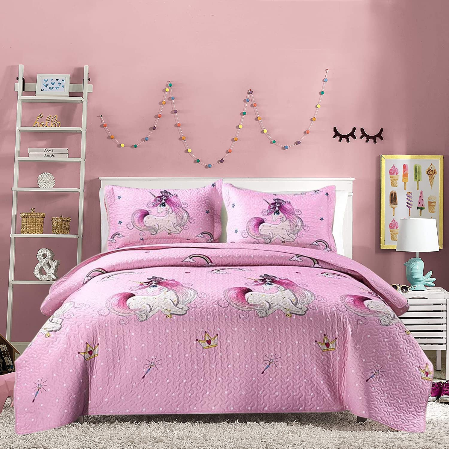 **Pink Unicorn Reversible Quilt Set for Twin Bed – Lightweight Girls' Quilt Coverlet with Pillow Shams | Soft Bedspread for Kids' Room, Sleepovers & Cozy Bedtime**