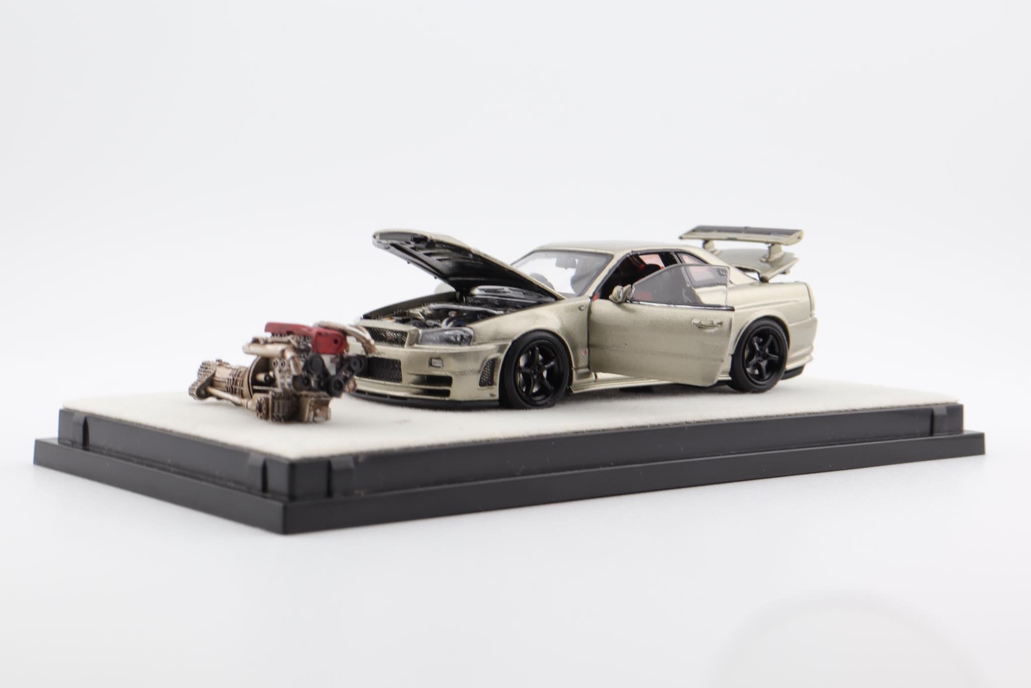 1:64 Scale Nissan Skyline Z Tune Diecast Car Model - Millennium Jade Color - Collectible Miniature Vehicle for Display & Racing Scenes