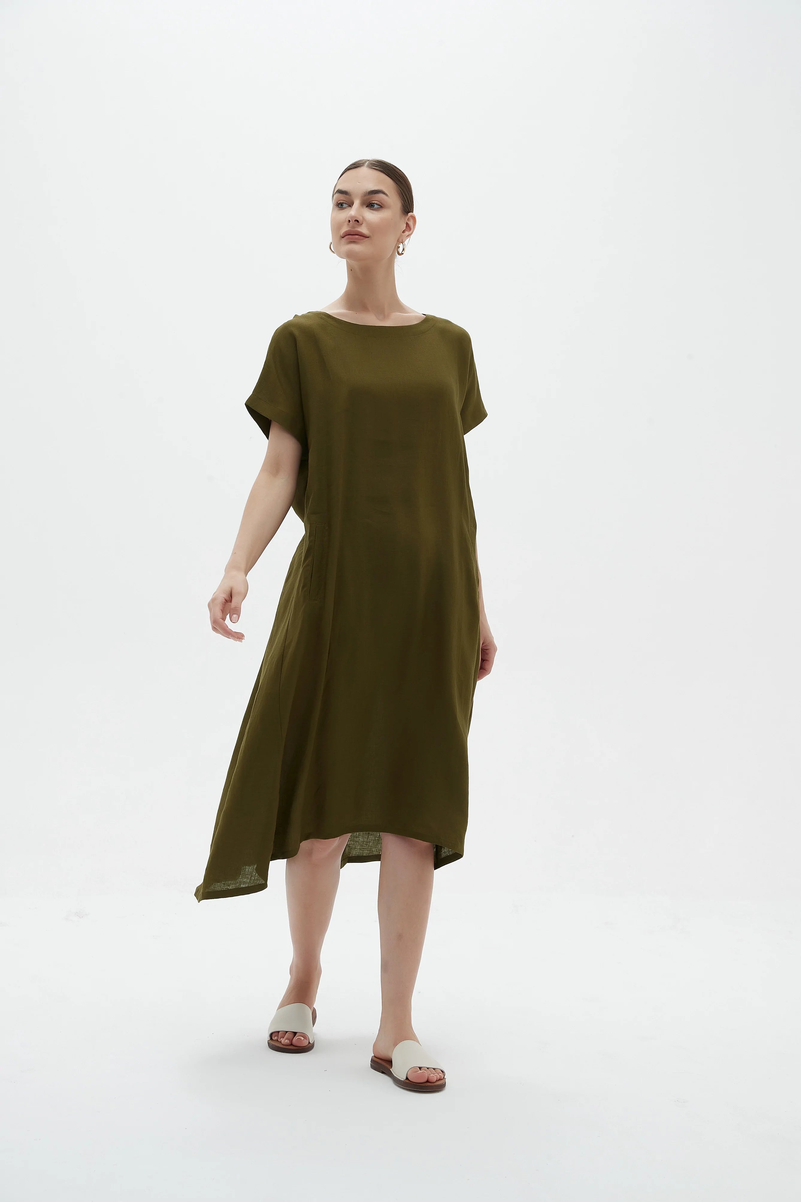Elastic Gather Dress in Dark Moss - Flowy & Comfortable Women's Summer Dress for Casual Outings & Beach Wear