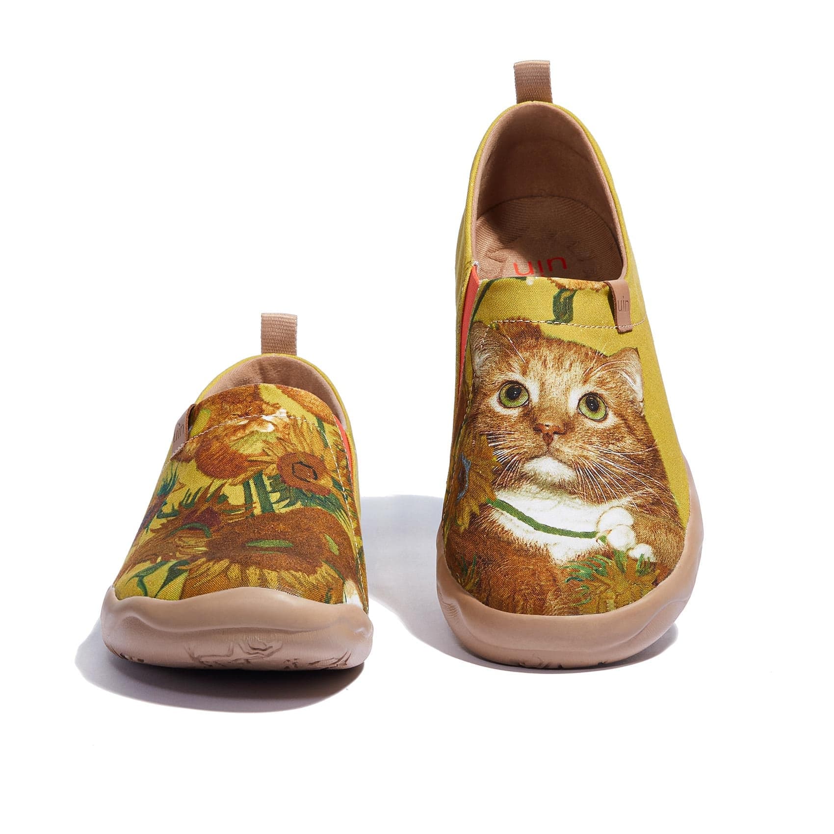 Sunflowers and Cat Toledo Women's T-Shirt - Cute Floral & Feline Graphic Tee for Casual Wear, Outfits & Gifts