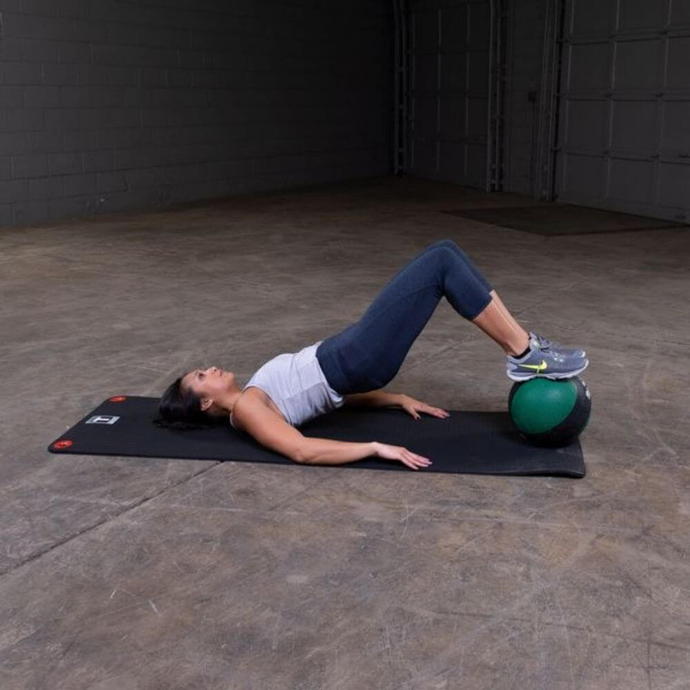 Body Solid Tools Medicine Balls BSTMB - Premium Weighted Exercise Balls for Strength Training, CrossFit, Yoga & Home Gym Workouts - Perfect for Athletes, Fitness Enthusiasts & Physical Therapy