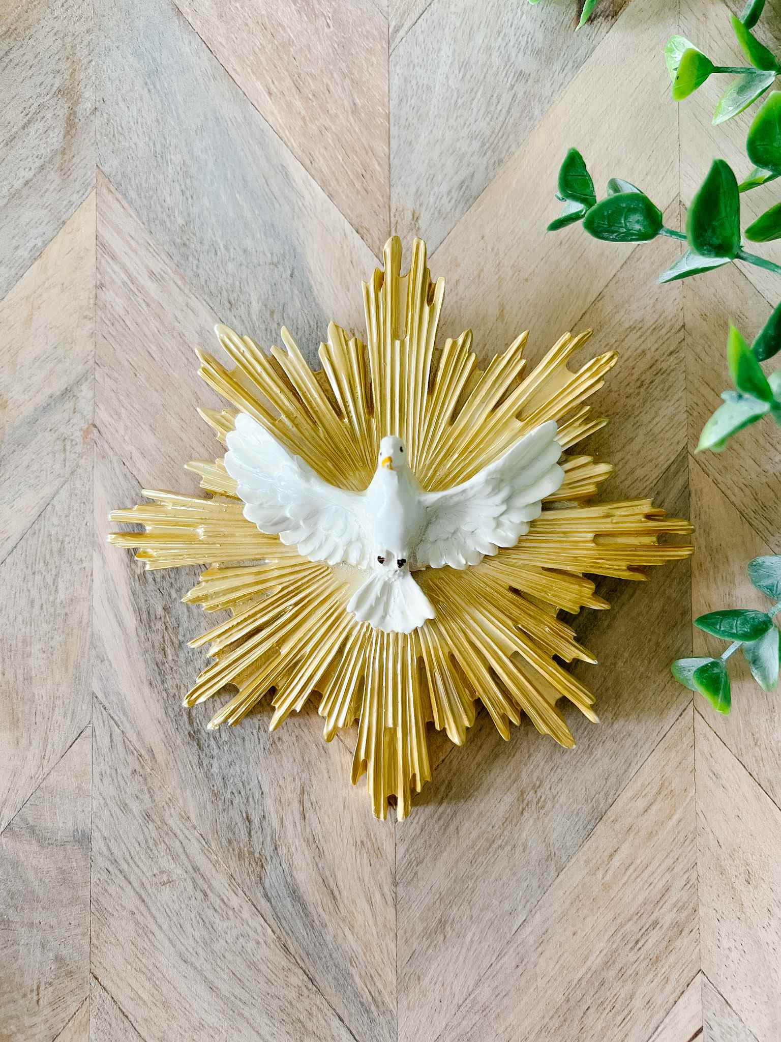 Holy Spirit Wall Plaque - Small Religious Home Decor for Living Room, Bedroom & Prayer Space - Inspirational Christian Gift