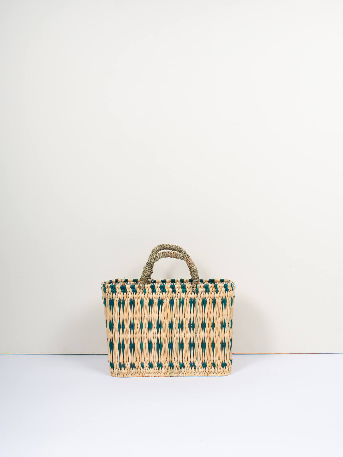 Eco-Friendly Woven Reed Storage Basket - Natural Green Handmade Rattan Organizer for Home Decor, Laundry, Toys & Blankets | Perfect for Living Room, Bedroom, Nursery & Bathroom Organization