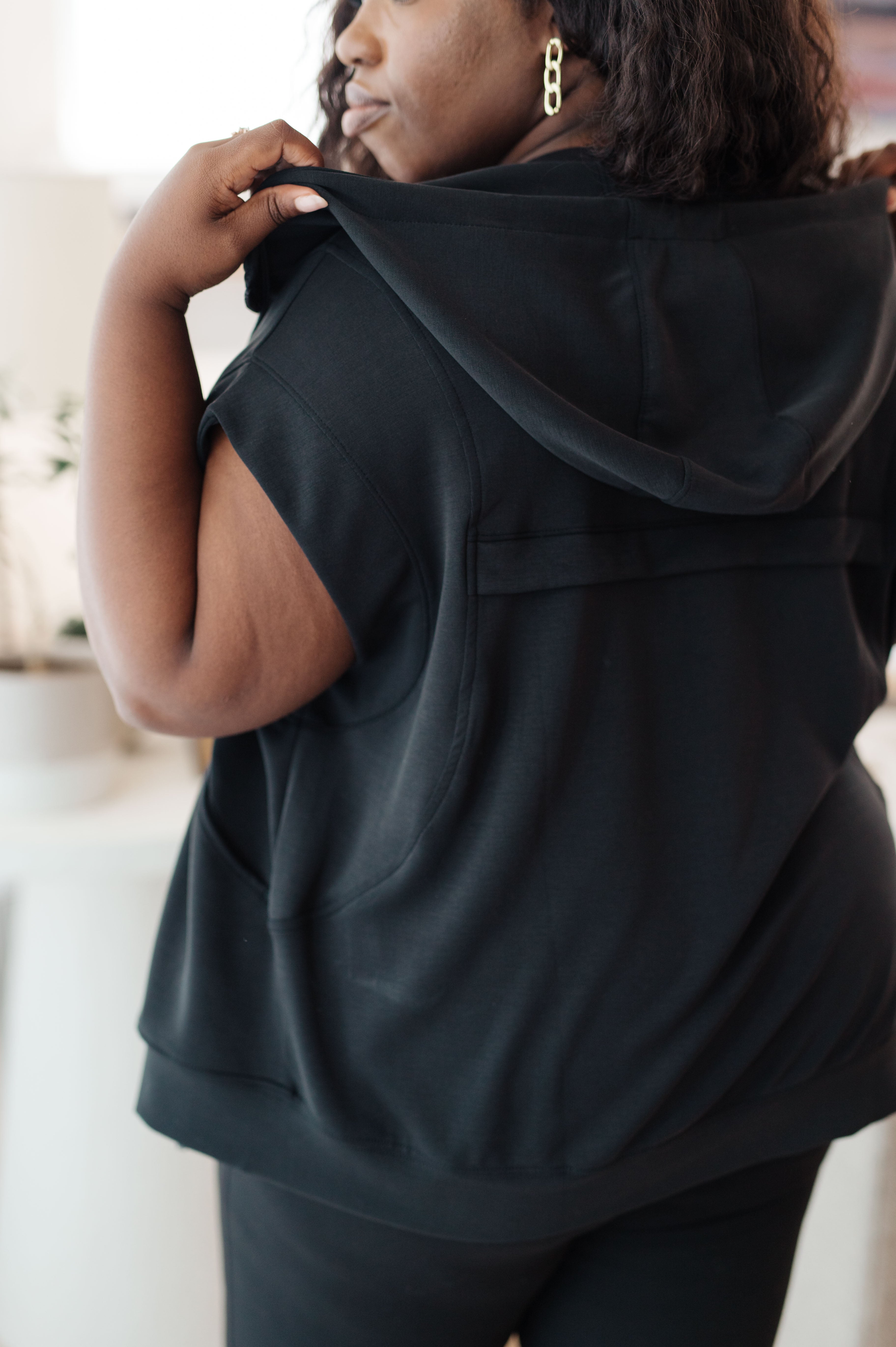 Still Moving Sleeveless Hoodie for Women - Lightweight Workout Tank Top with Breathable Fabric - Perfect for Gym, Running & Yoga