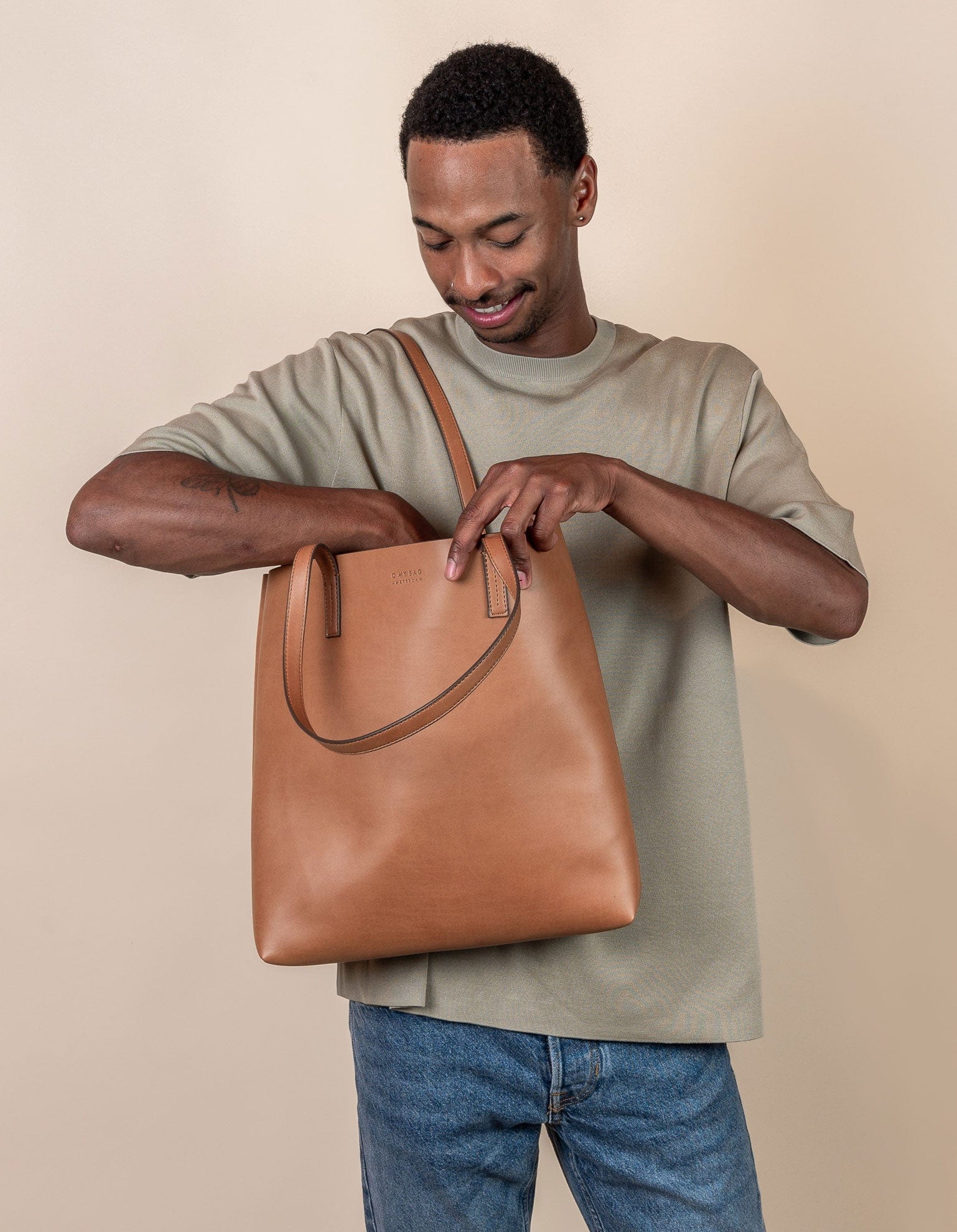 Georgia Unisex Vegan Leather Tote Bag - Apple Inspired Design in Brown | Perfect for Work, Travel & Everyday Use
