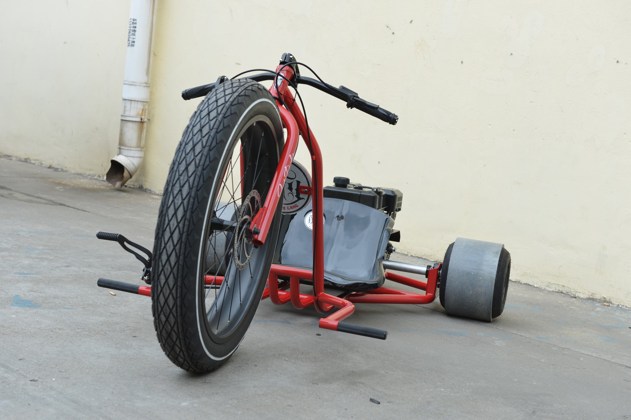 Venom Drift Trike 200cc 6.5HP Gas-Powered Adult Drifting Kart - Perfect for Backyard Racing, Drift Competitions & Off-Road Adventure
