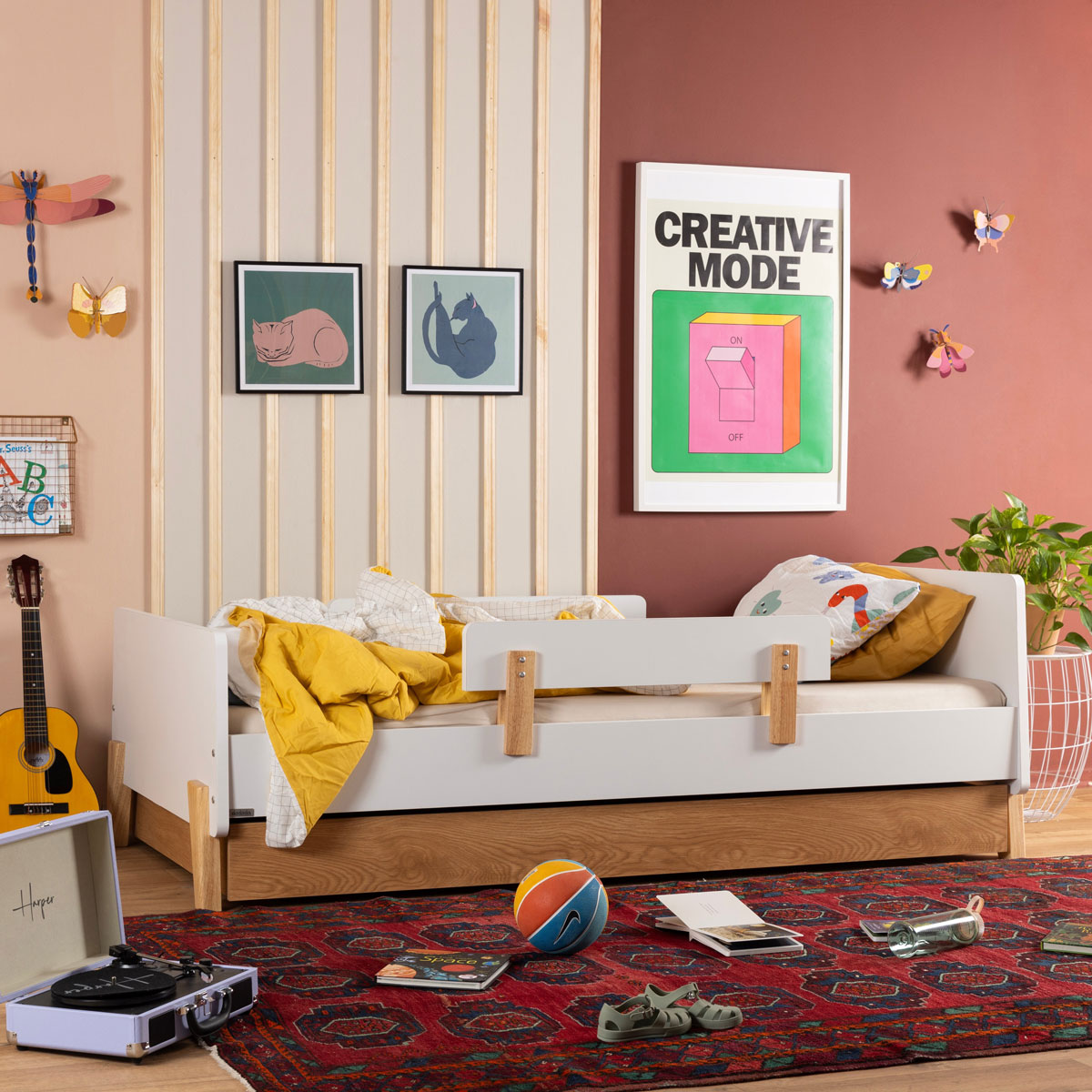 Dadada Fun Bed Twin - Kids Playful Twin Size Bed for Bedroom & Playroom - Perfect for Sleepovers, Playtime, and Room Decor