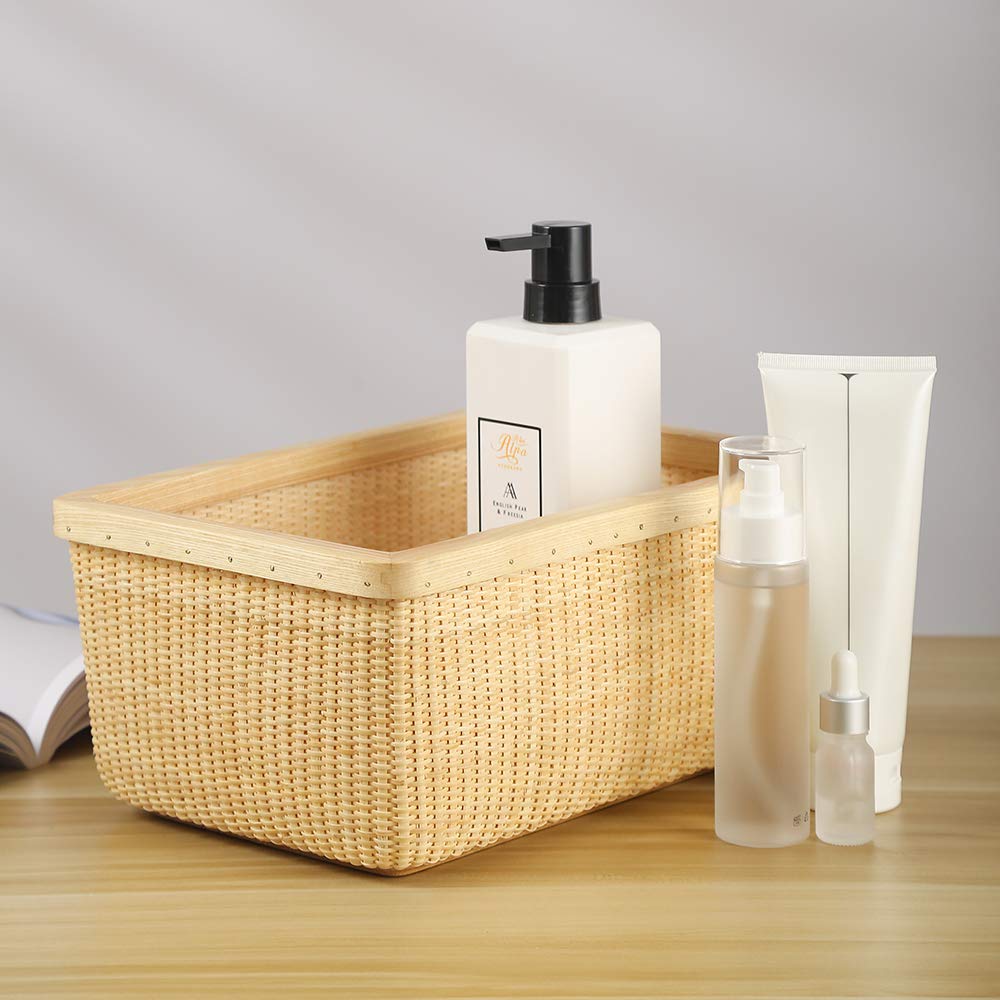 Modern Rattan & Solid Wood Storage Basket - Square Woven Jewelry Box, Fruit Basket for Dining Table & Living Room Decor | Perfect for Home Organization & Stylish Decor
