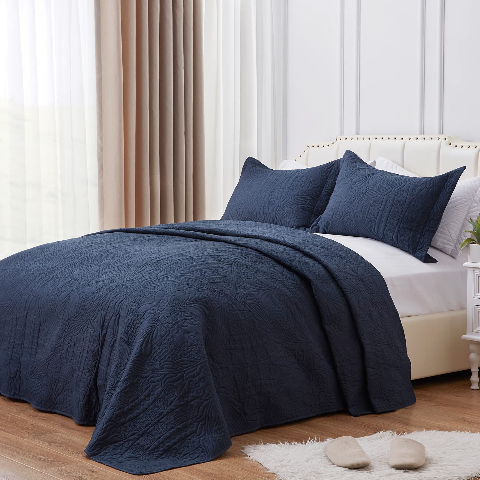 SunStyle Lightweight Twin Size Quilt Set - Dark Blue Down-Alternative Summer Bedspread & Pillow Sham - Soft All-Season Coverlet for Bedroom, Guest Room & Dorm - 2 Piece Bedding Set (1 Quilt + 1 Sham)