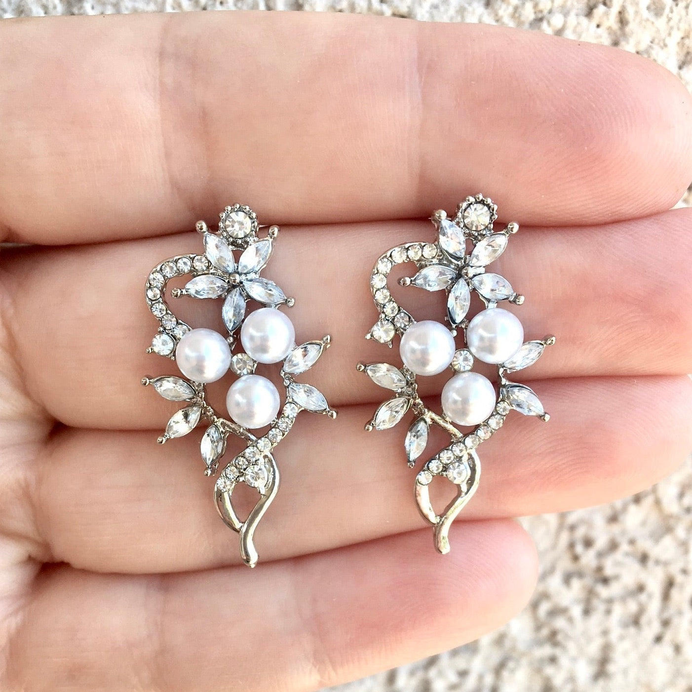 Lenya Pearl & Cubic Zirconia Bridal Earrings - Rose Gold & Silver Wedding Jewelry - Perfect for Brides, Bridesmaids & Formal Occasions