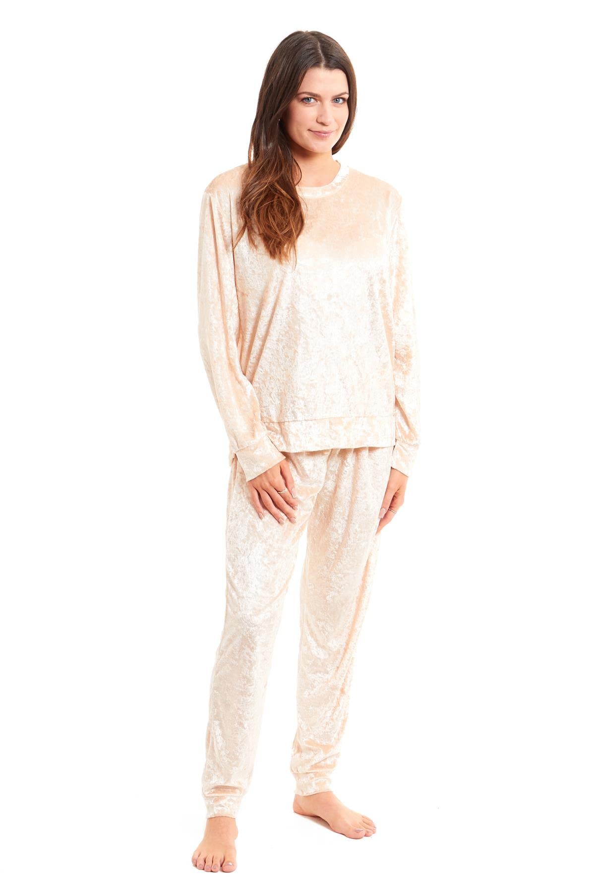 **Daisy Dreamer Women's Crushed Velvet Pajama Set - Soft Lounge Wear Sleepwear PJs Top & Pants - Perfect for Relaxing at Home & Cozy Nights**