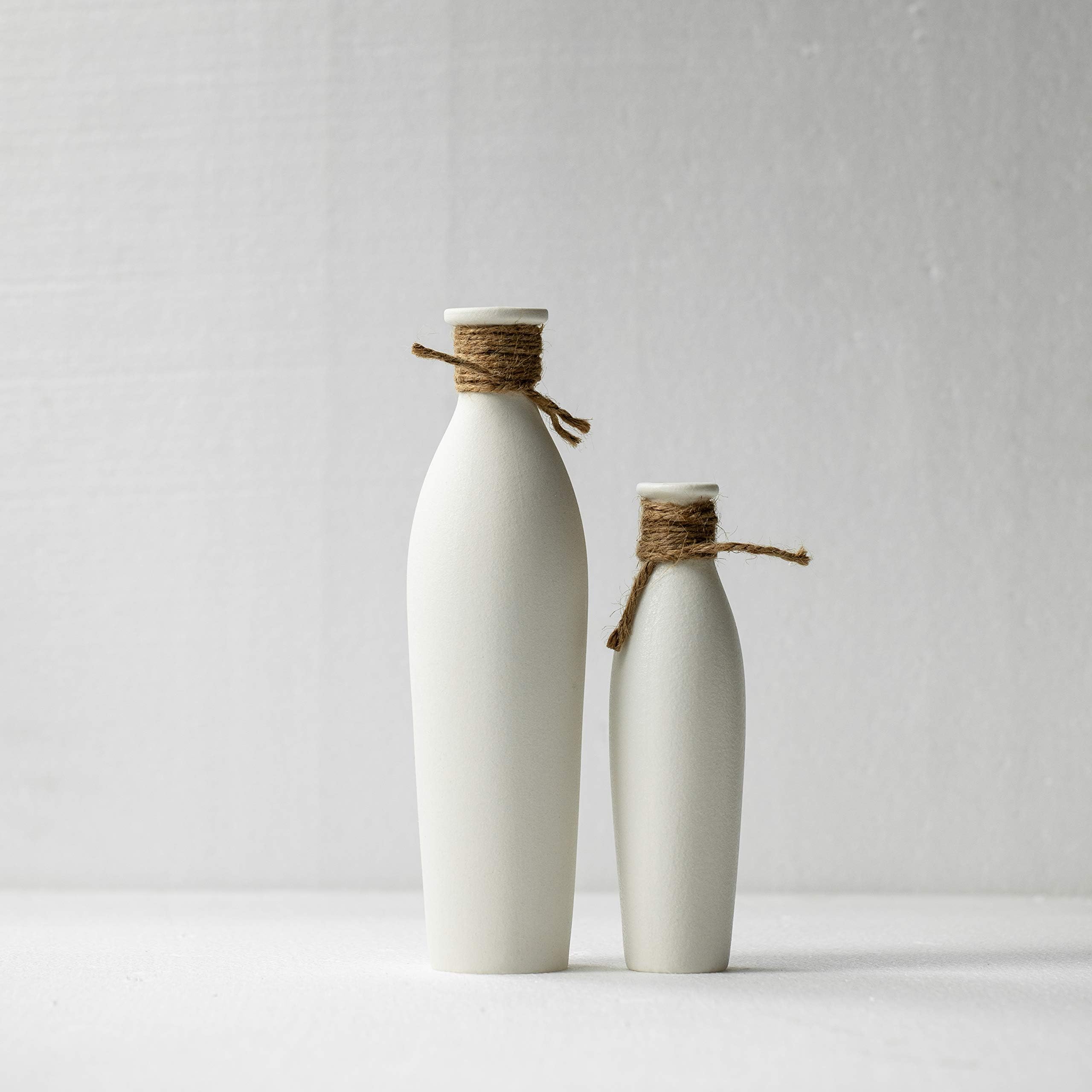 Kimistry Off White Ceramic Vases Set of 2 - Small Rustic Bud Vases for Home Decor, Coastal & Farmhouse Style, Modern Gift for Housewarming, Wedding, Table Centerpiece