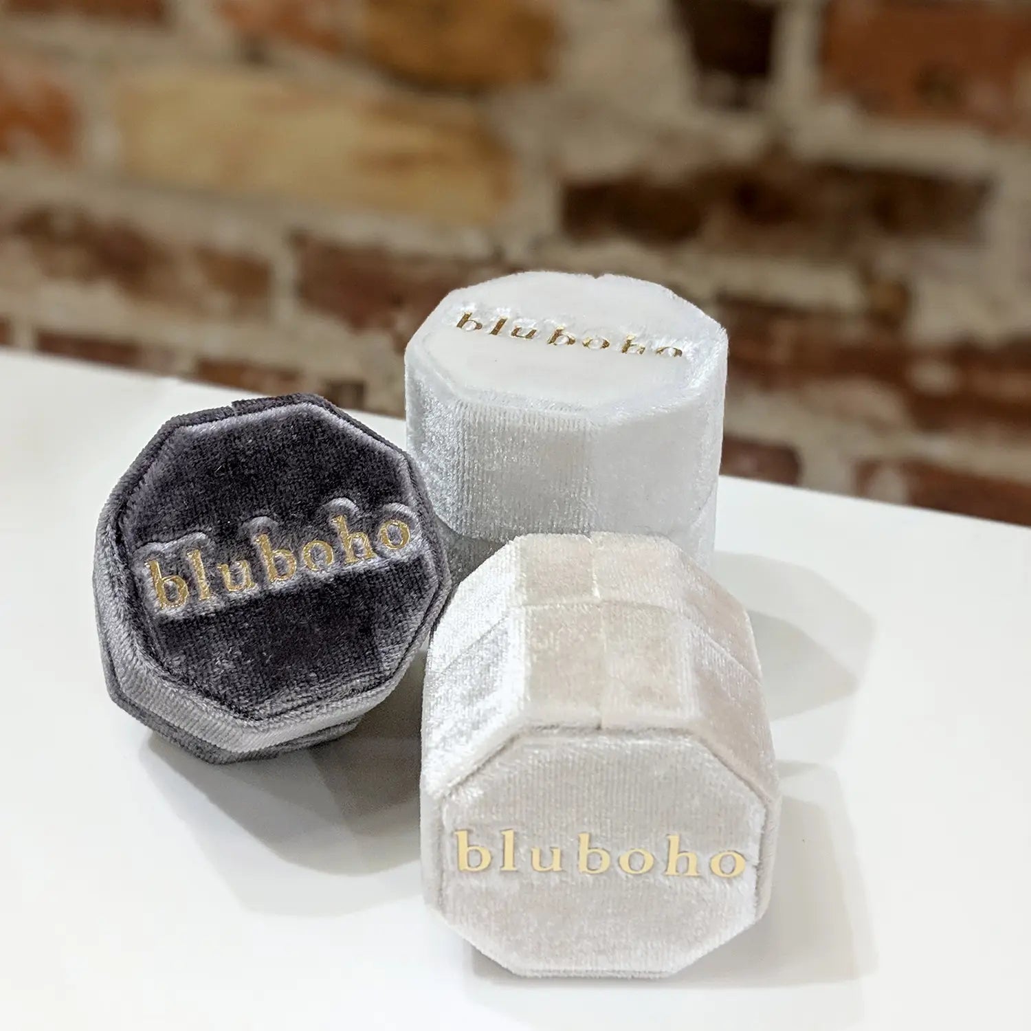 Bluboho Velvet Jewelry Box - Elegant Gift Box for Necklaces, Rings & Earrings - Perfect for Valentine's Day, Anniversary & Birthday Gifts