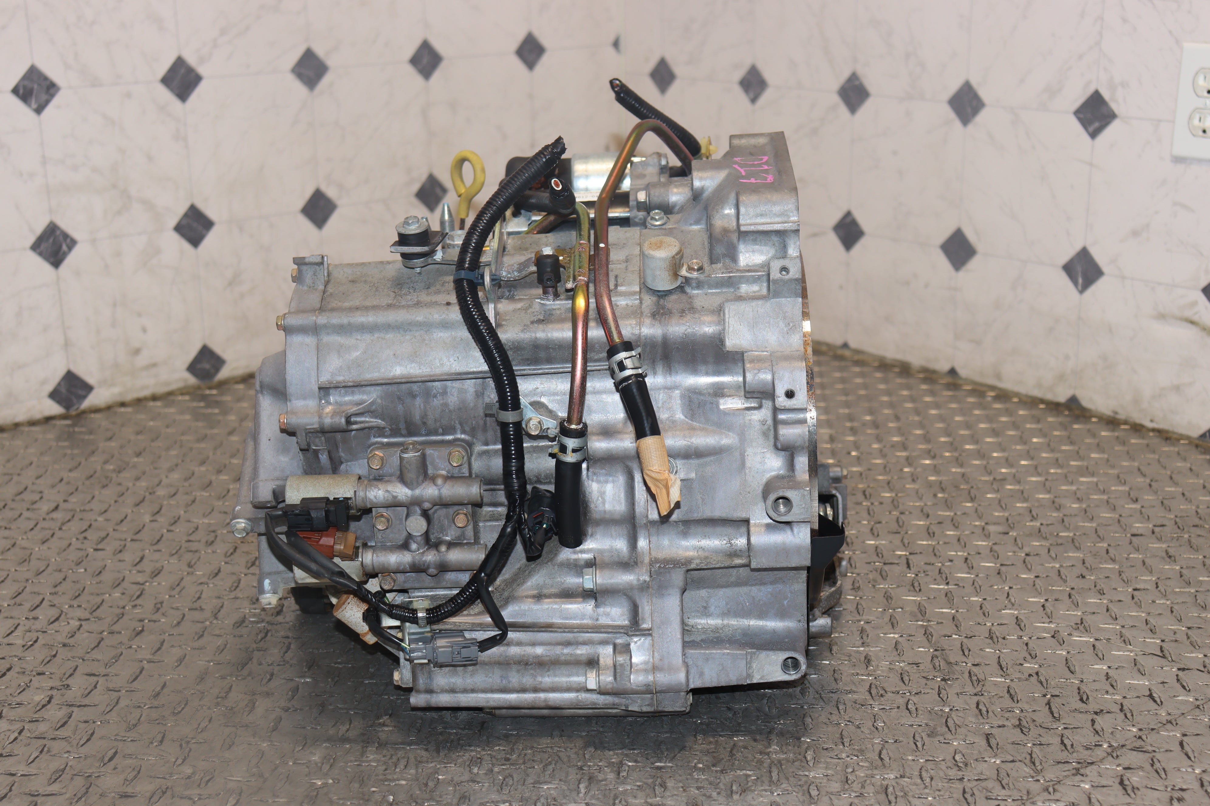 JDM D17A Auto Transmission for 2001-2005 Honda Civic 1.7L - Smooth Gear Shifting for Daily Commute & Performance Driving