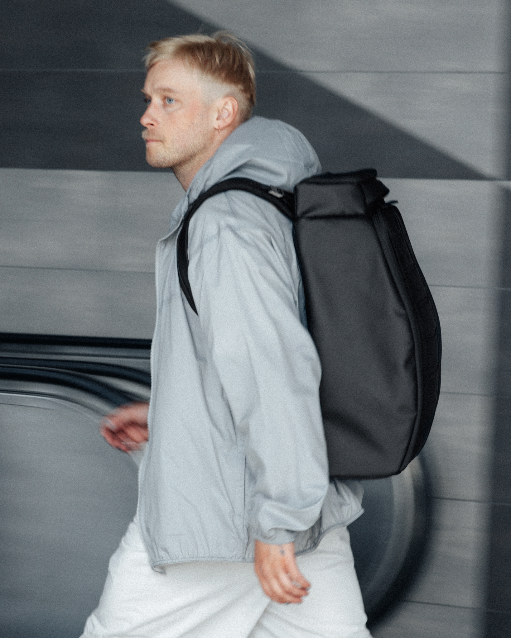 DB Journey 30L Hugger Backpack - Lightweight Travel Backpack for Hiking, Camping & Daily Use - Water-Resistant Daypack with Laptop Compartment