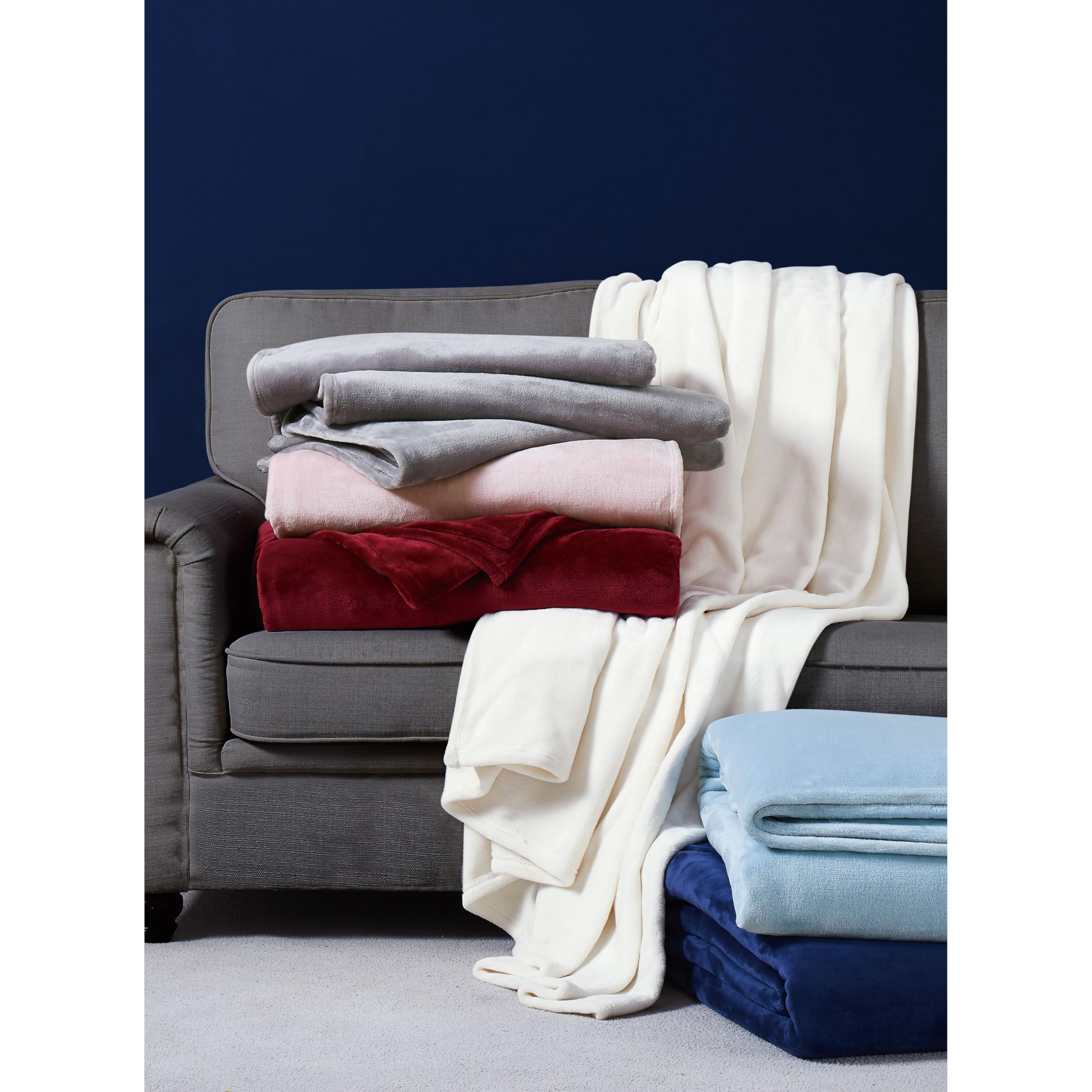TRULY SOFT Velvet Plush King Size Blanket in Grey - Ultra Cozy & Luxurious Bedding for Winter, Perfect for Couples, Sofa, and Home Decor
