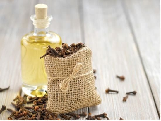 Pure Clove Oil 20ml - 100% Natural Essential Oil for Toothache Relief, Skin Care & Aromatherapy | Perfect for DIY Beauty, Home Remedies & Relaxation