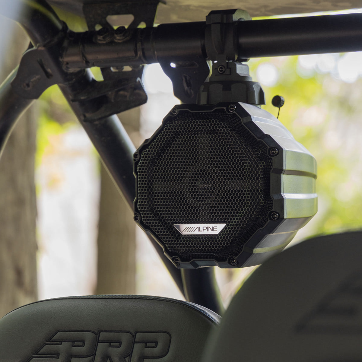 Alpine SPV 65RGB CAN 6.5