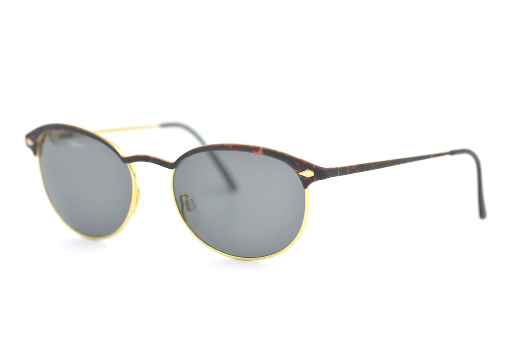 Gucci 2234/S 66N Sunglasses - Luxury Designer Shades for Women & Men | Perfect for Outdoor Activities, Beach, Driving & Fashion Accessories