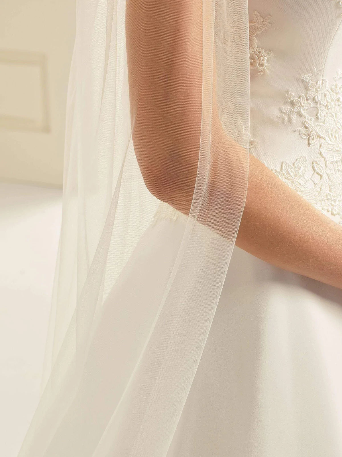 Single Tier Cathedral Veil with Cut Edge - Ivory Tulle Wedding Veil S261 | Perfect for Bridal Ceremonies, Photos & Formal Occasions