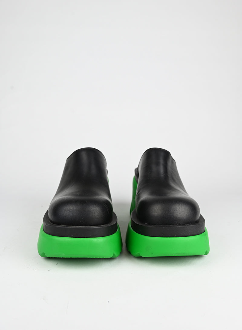 Bottega Veneta Black and Green Leather Mules Women's Size 39 - Perfect for Casual Outings and Office Wear