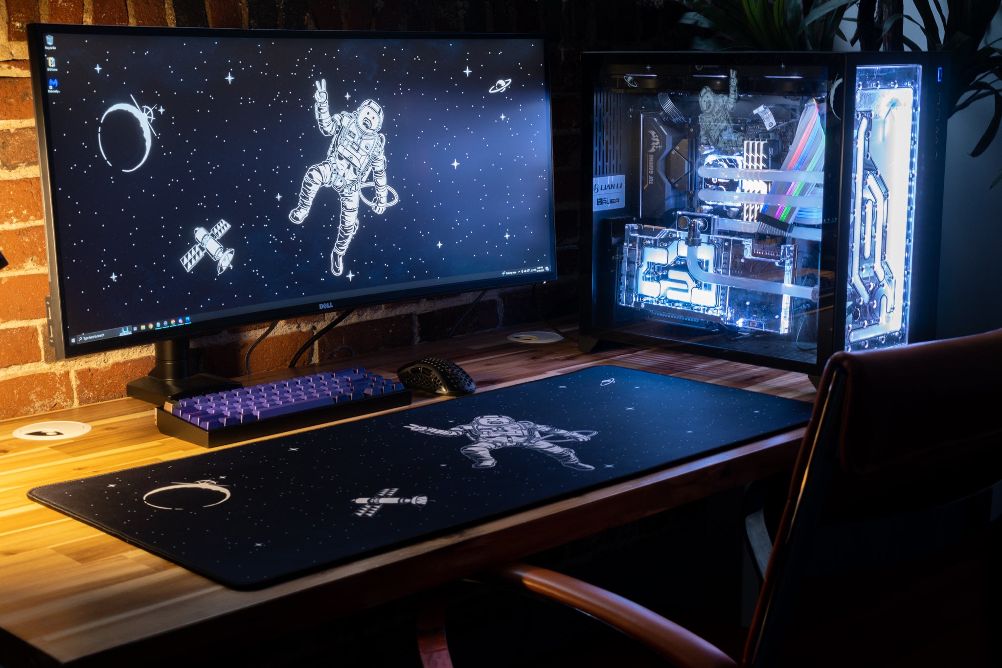 Limited Edition uhSnow Content Creator Collaboration XL Mousepad - Large Gaming & Office Mouse Pad for PC, Laptop, Desk - Perfect for Streamers, Gamers & Digital Artists