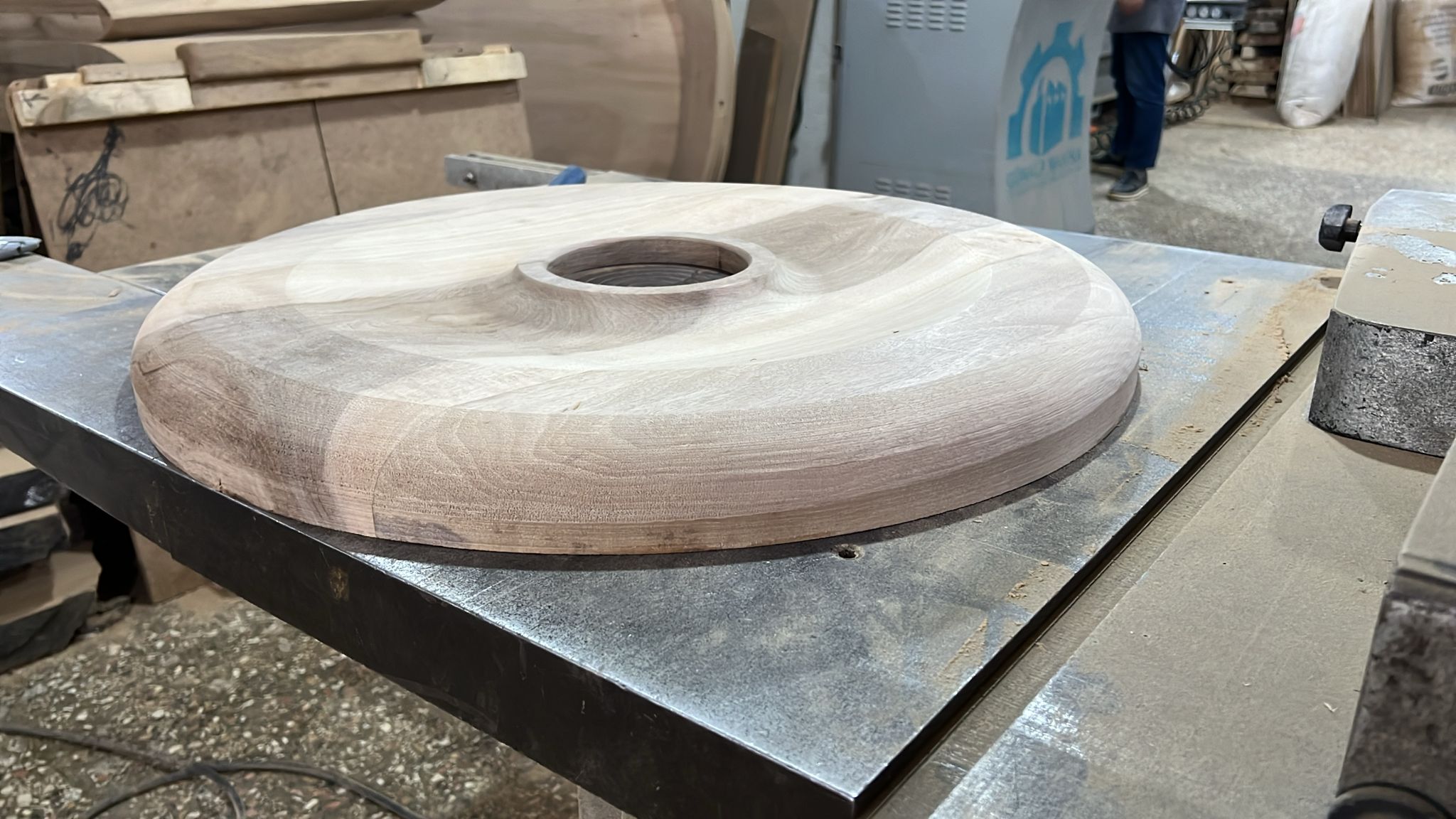 Handmade Custom Round Epoxy Resin Walnut Dining Table with Solid Wood Base - Perfect for Kitchen, Dining Room, and Modern Home Decor