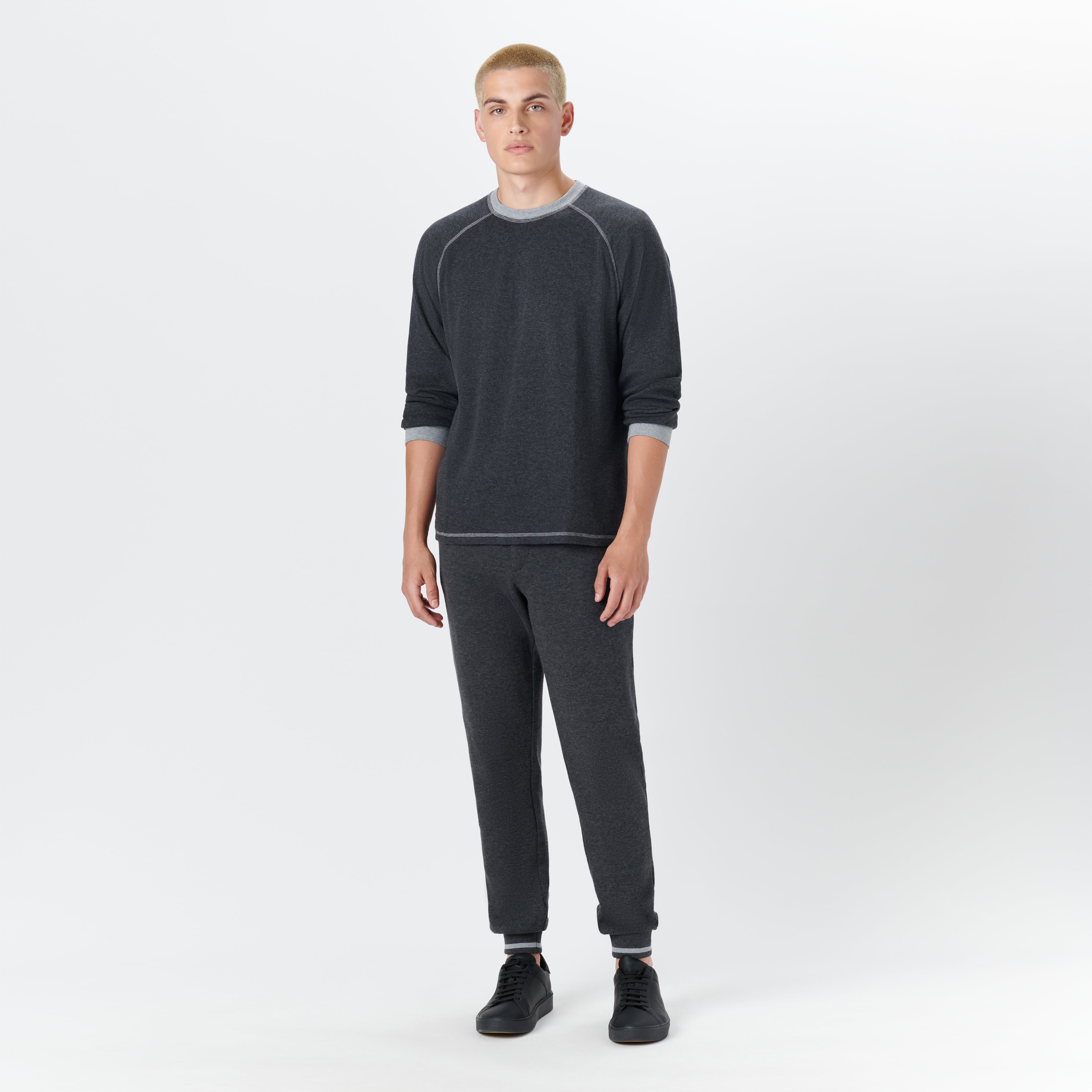 Men's Comfortable Crew Neck Sweatshirt - Soft Cotton Blend Pullover for Casual Wear | Perfect for Everyday Outfits, Lounge Wear & Street Style
