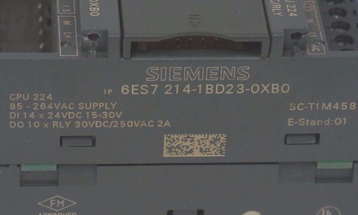 Original Siemens SIMATIC CPU 224 AC/DC/Relay 6ES7214-1BD23-0XB0 PLC Controller (100-230V AC) - Industrial Automation & Control System for Manufacturing & Machinery