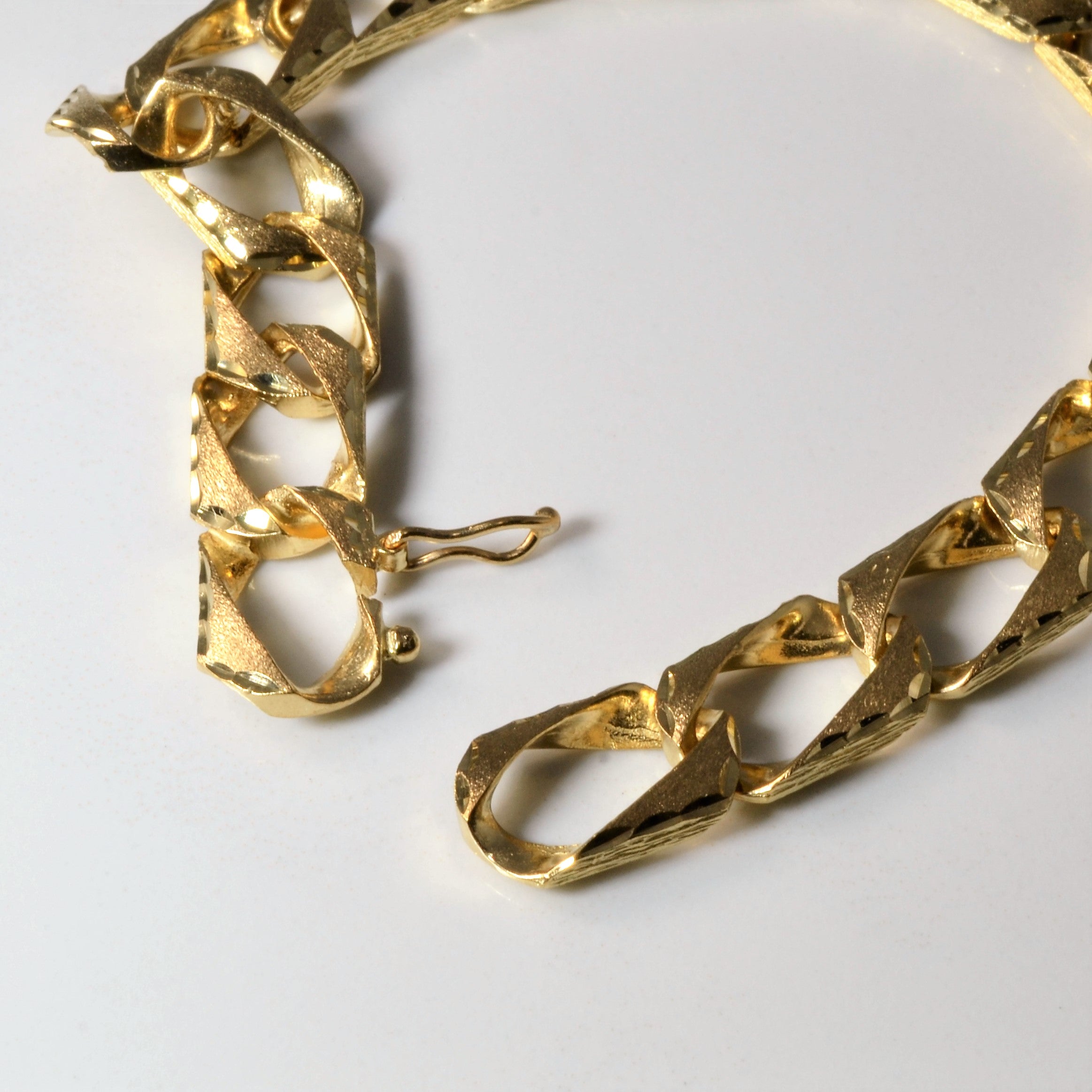 10K Yellow Gold Curb Link Chain Bracelet for Women - 8 Inch Adjustable Luxury Jewelry Gift for Birthday, Anniversary & Special Occasions | Elegant Everyday Wear & Party Accessory