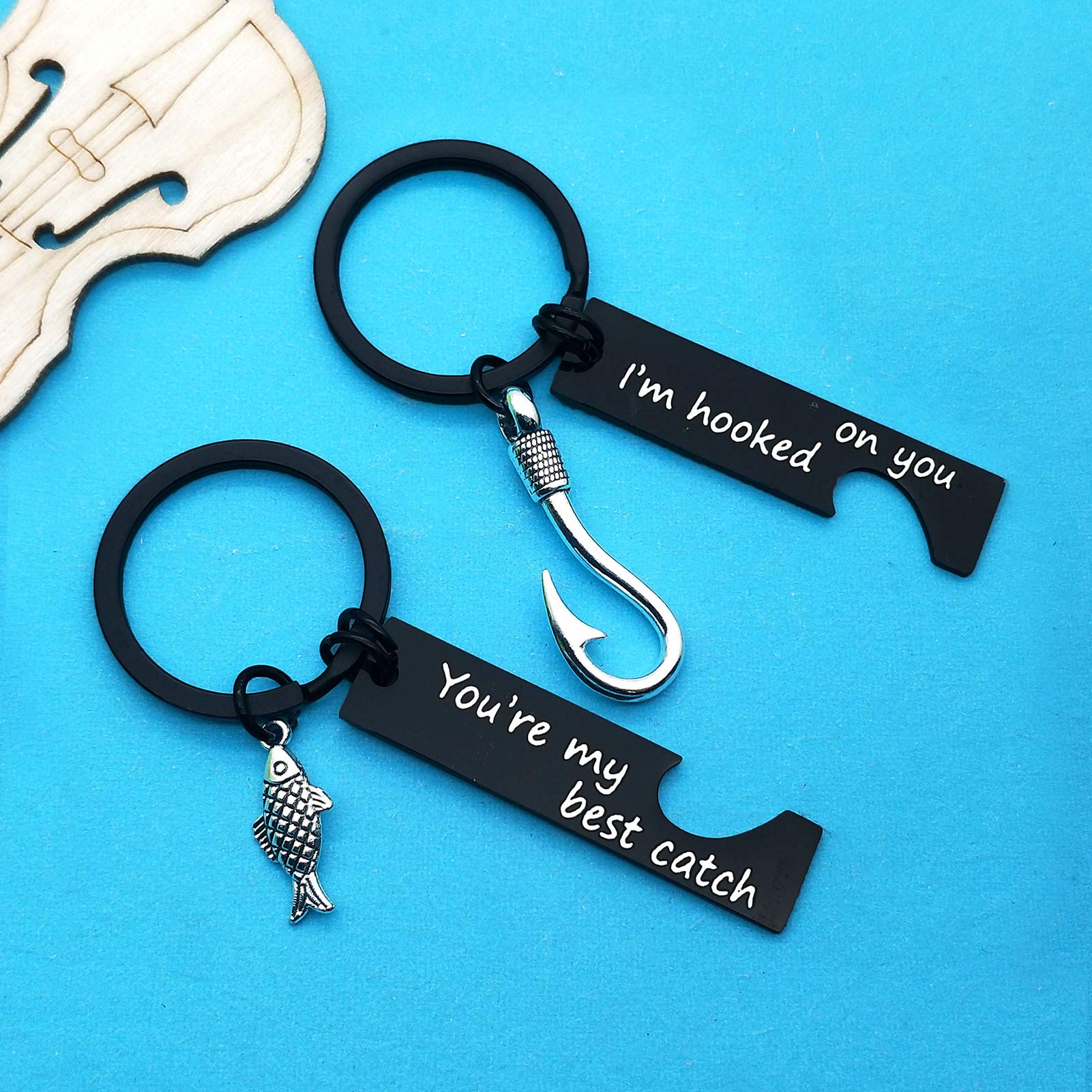 Romantic Couple Keychain Set - Personalized Gifts for Him and Her - Christmas, Birthday, Anniversary & Valentine's Day Presents - Perfect for Couples, LDR Relationships & Special Occasions