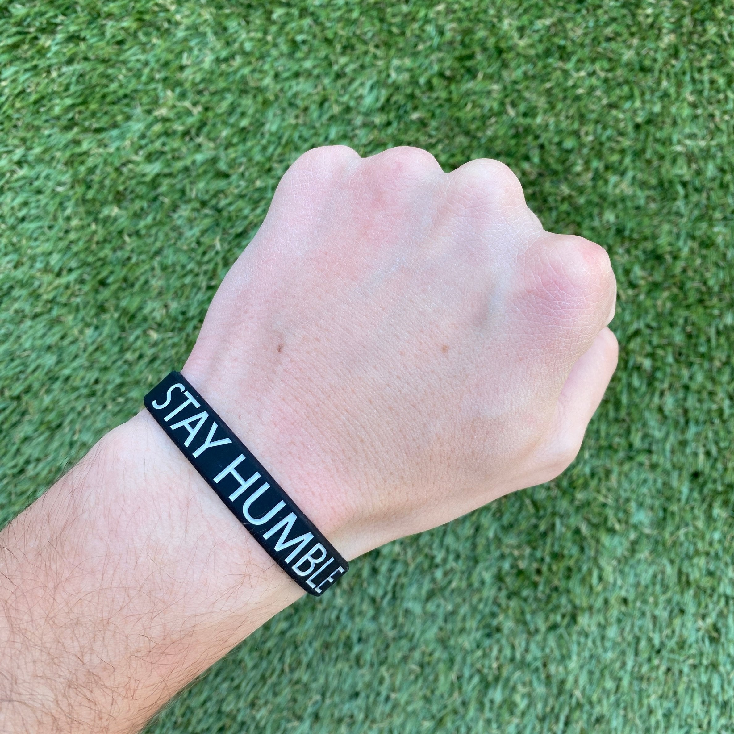STAY HUMBLE Motivational Wristband - Inspirational Silicone Bracelet for Men & Women - Gym, Workout, Yoga, Running, Daily Encouragement