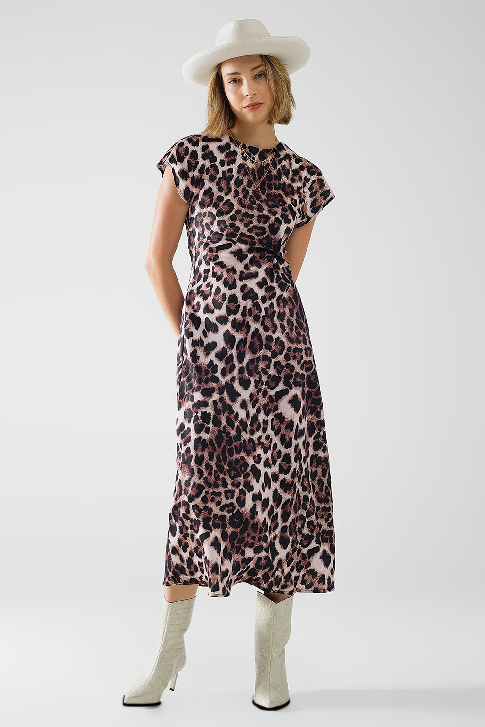 Leopard Print Long Robe with Waist Tie Detail - Elegant Loungewear for Women, Perfect for Spa Days, Relaxing at Home, and Beach Cover-Ups
