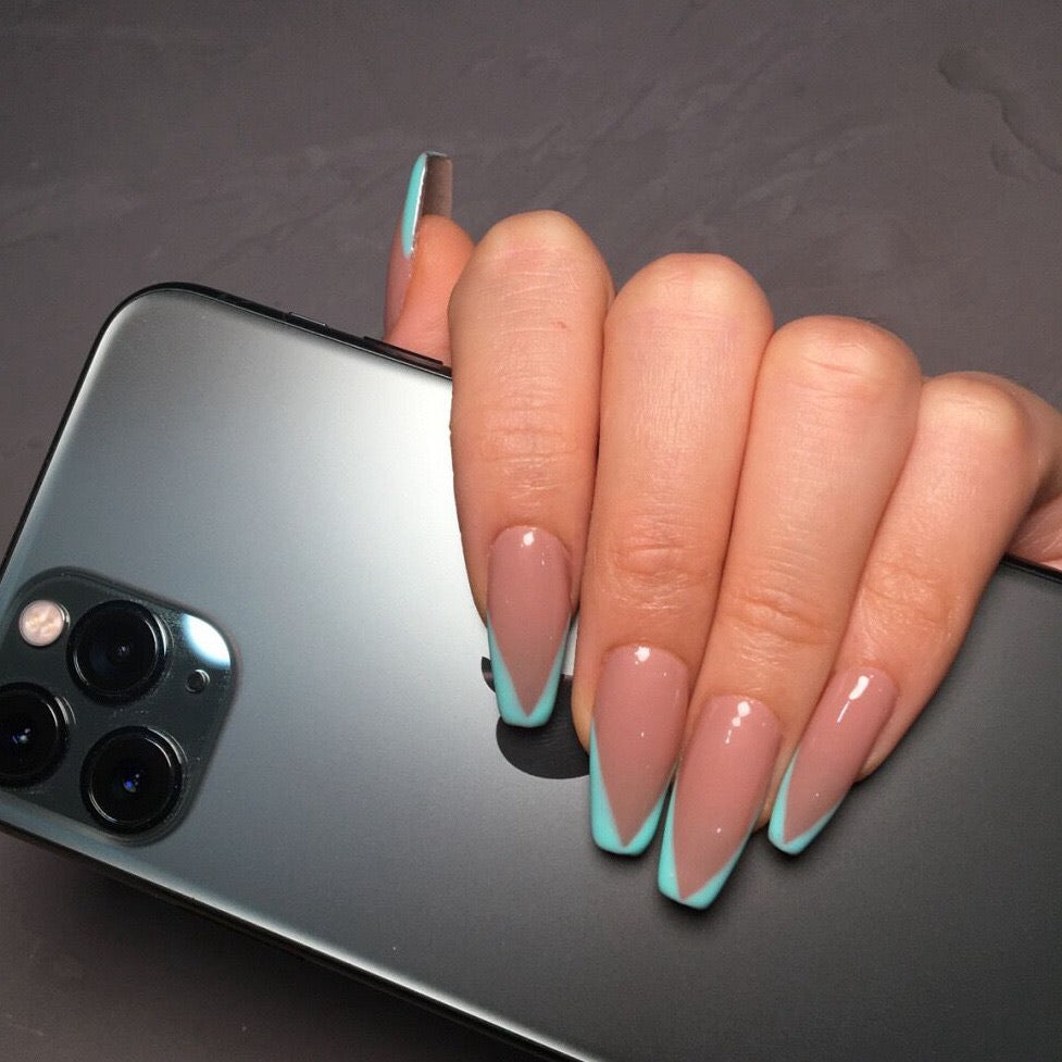Ombre French Ballerina Fake Nails - Gradient Natural Coffin False Nails for Women - Wholesale Press On Nails Supplier - Perfect for Weddings, Parties & Special Occasions