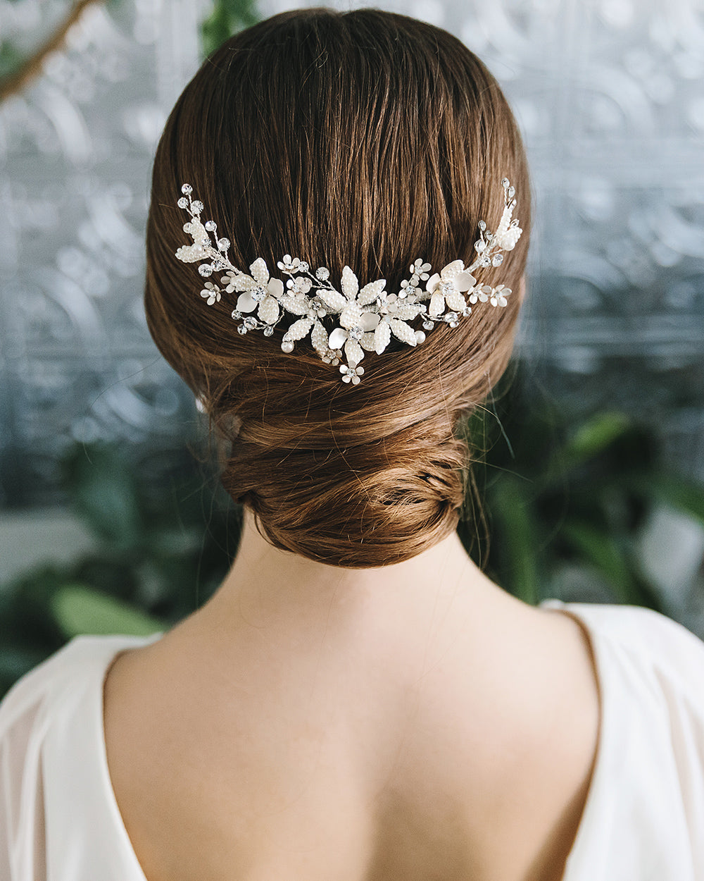 Willow Pearl Headpiece - Elegant Floral Hair Accessory for Weddings, Parties & Special Occasions | Perfect for Brides, Bridesmaids & Boho Fashion