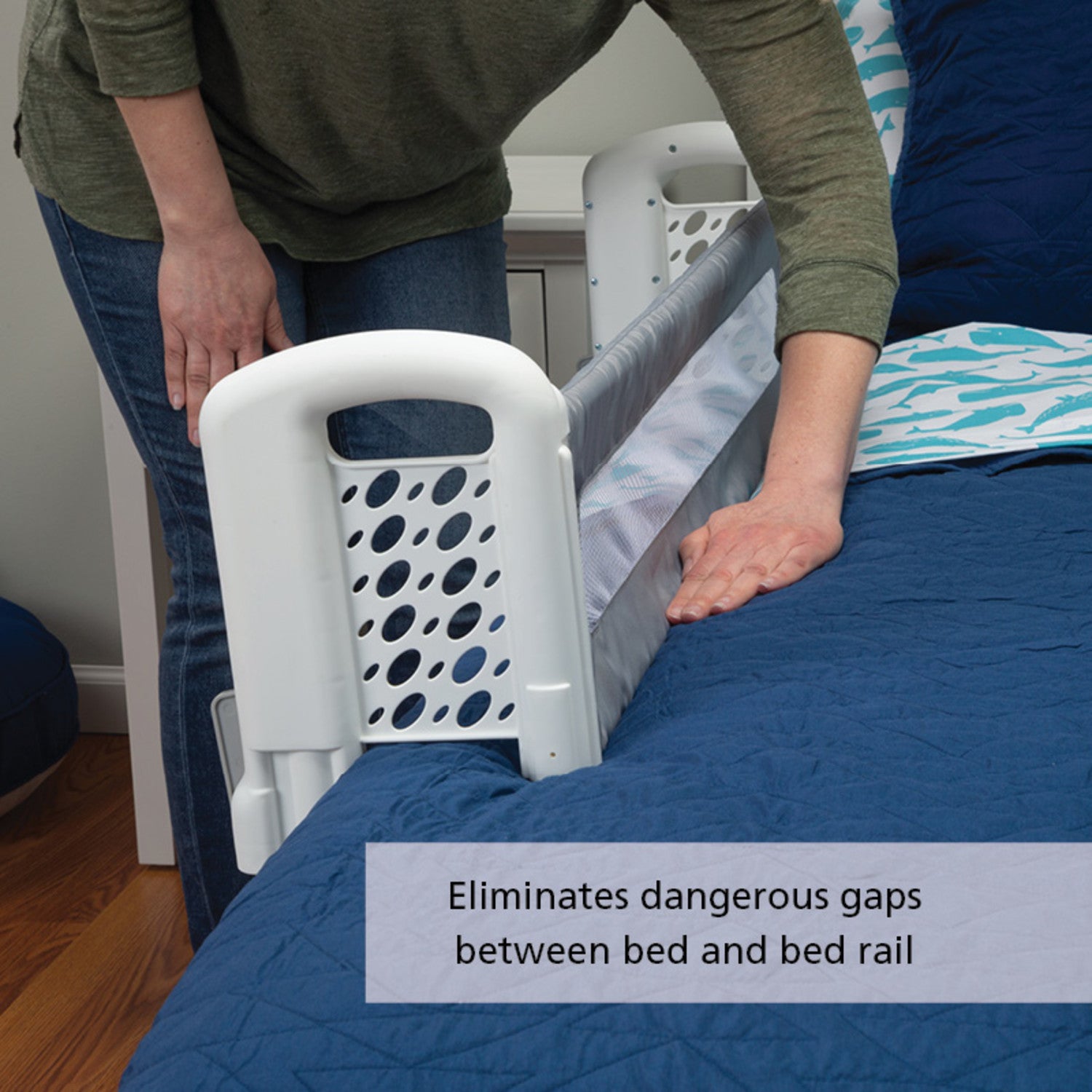 Safety 1st Top of Mattress Bed Rail for Toddlers & Kids - Adjustable Safety Guardrail for Twin, Full & Queen Beds - Prevent Falls & Provide Secure Sleeping (Ideal for Daycare, Travel & Home Use)