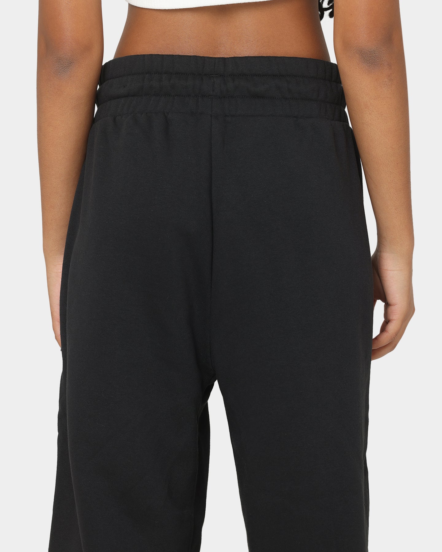 Adidas Women's Studio Lounge Fleece Jogger Pants - Soft Comfortable Athletic Sweatpants for Yoga, Running & Casual Wear (Black)
