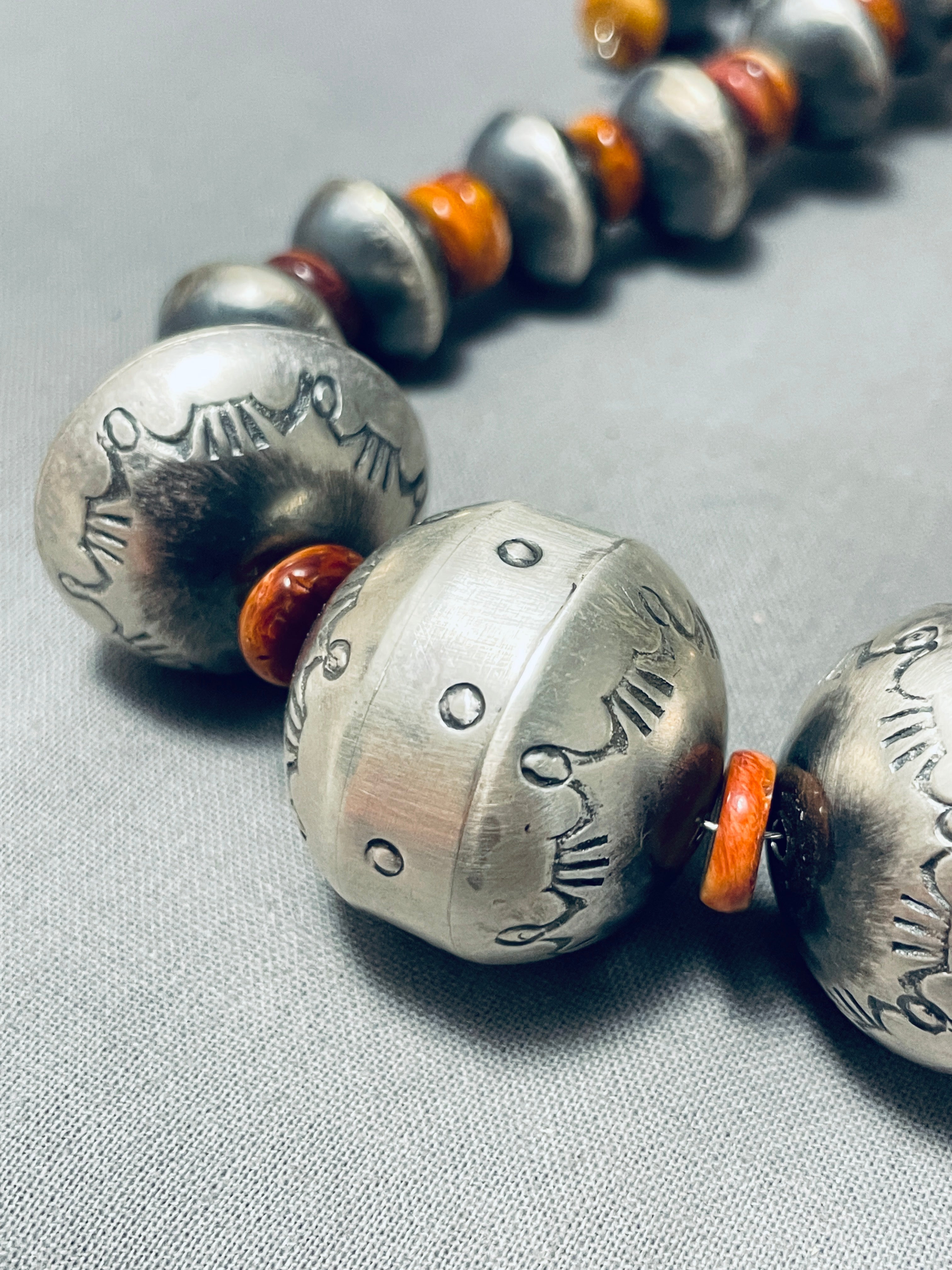 Handmade Navajo Sterling Silver Shell Necklace - 148g Authentic Native American Jewelry - Perfect for Boho Fashion, Cultural Events & Gift Giving