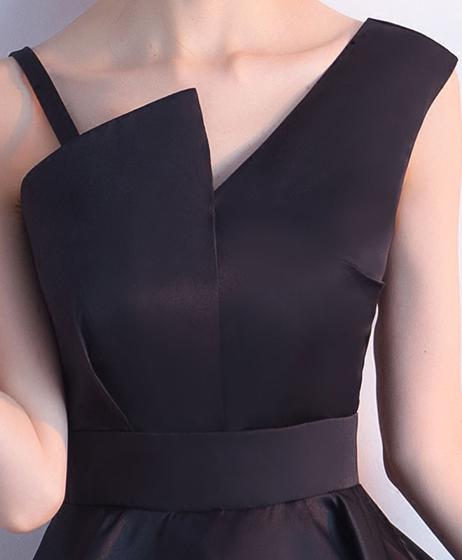 Elegant Black Satin Short Prom Dress for Homecoming - Perfect for School Dances, Parties & Special Occasions