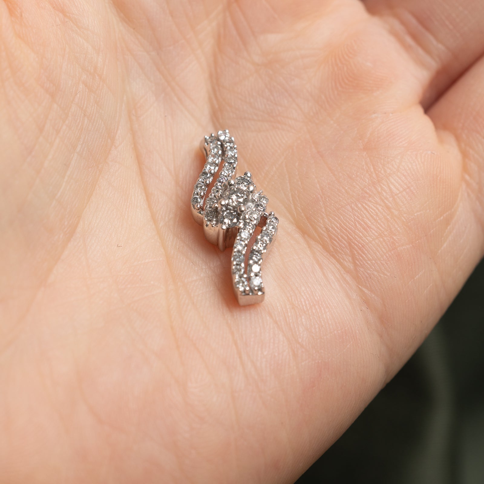 0.49ctw Diamond Cluster Pendant Necklace for Women - Elegant Cubic Zirconia Jewelry Gift for Anniversary, Birthday & Special Occasions