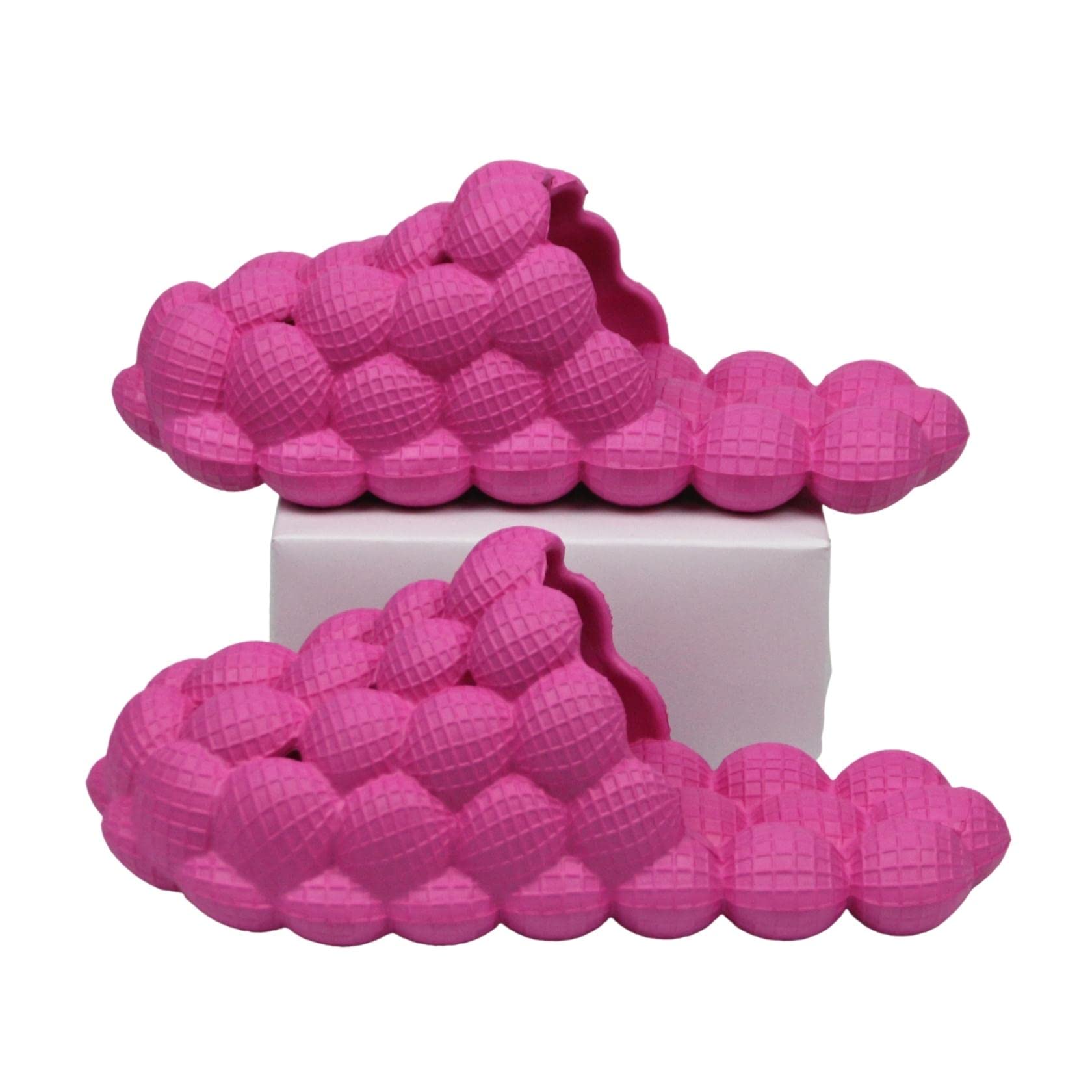 LEPHYON Bubble Slides - Funny Golf Ball Design Lightweight Foam Shower Shoes for Men & Women | Comfortable Non-Slip Unisex Slippers | Perfect for Pool, Beach, Gym & Home Use