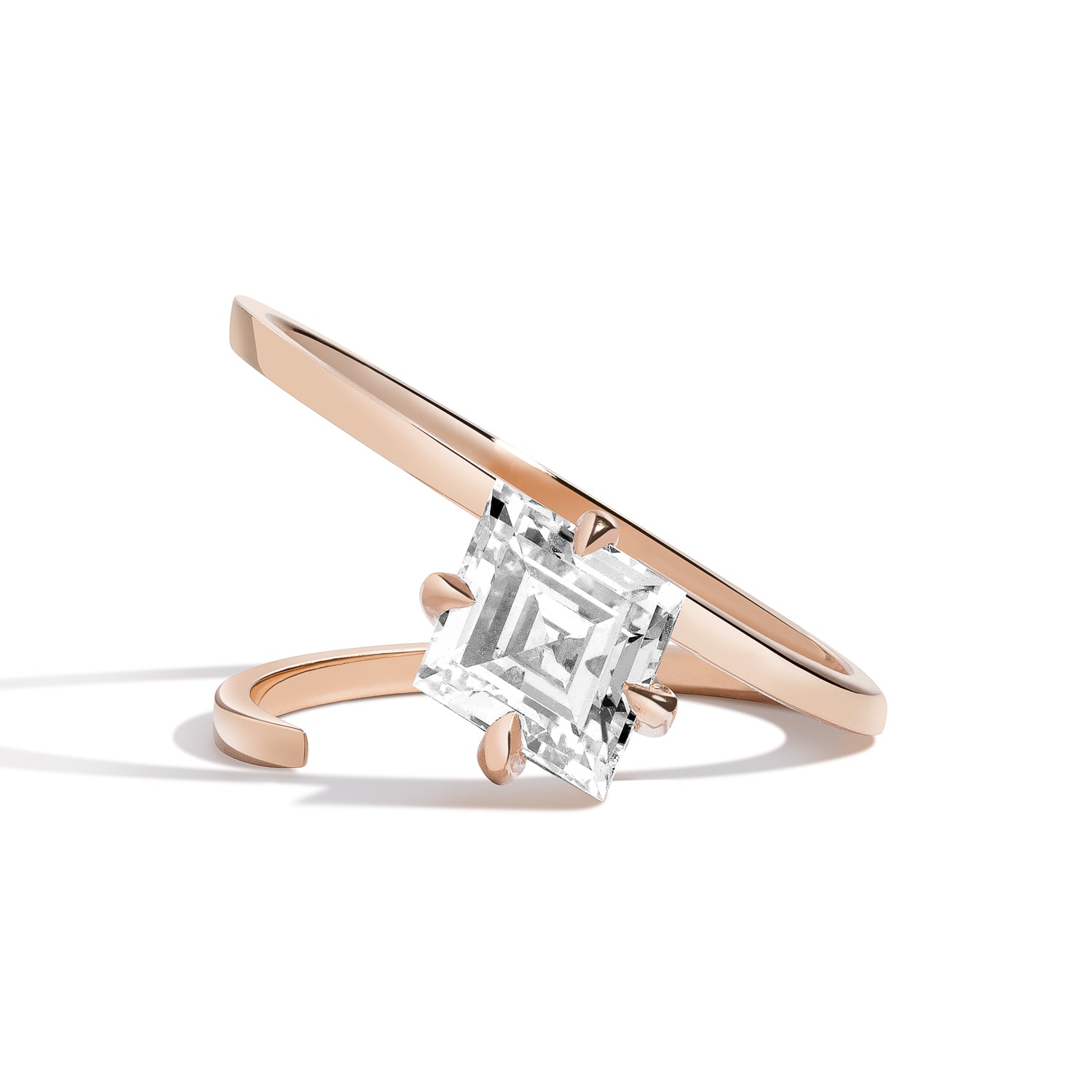 Elegant Lozenge Slant Ring - Geometric Fashion Jewelry for Women, Perfect for Everyday Wear, Parties & Special Occasions