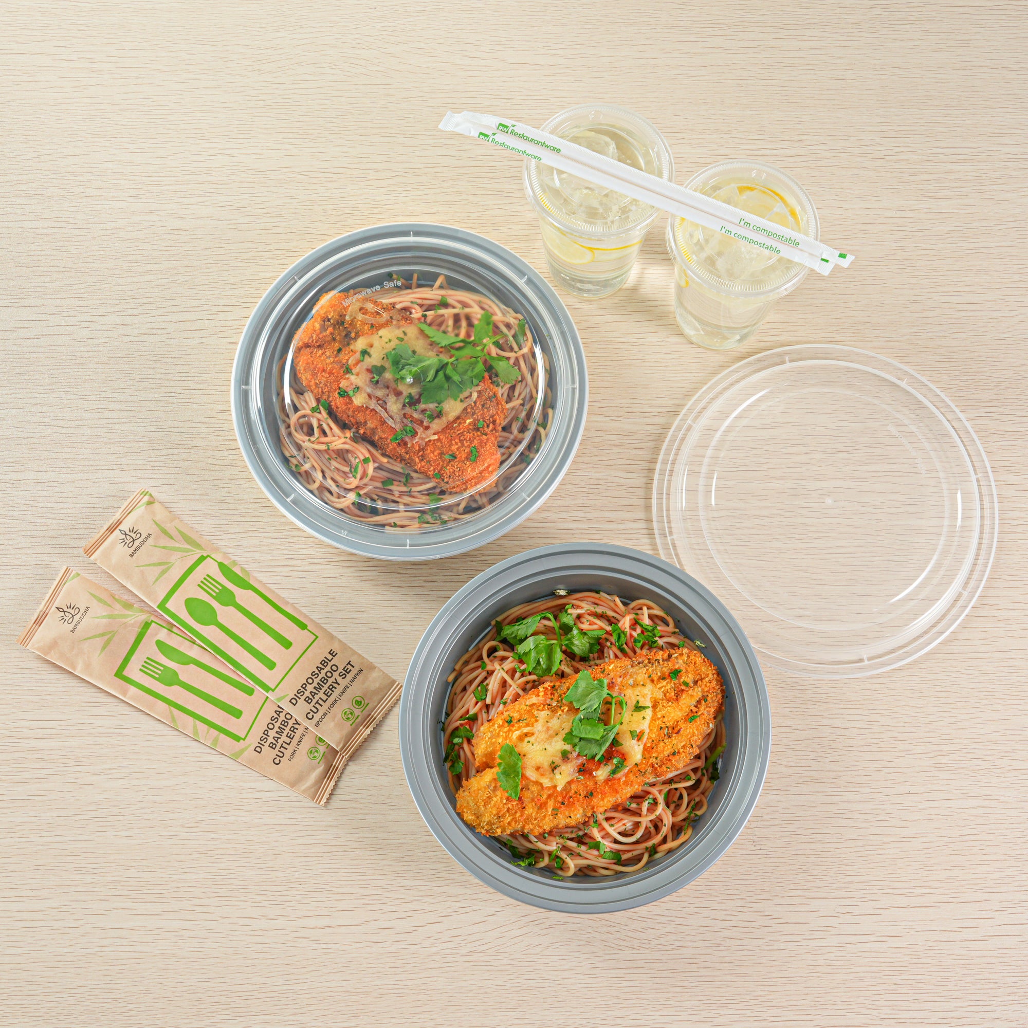 48oz Round Silver Plastic Takeout Containers with Clear Lids - 100 Pack (9
