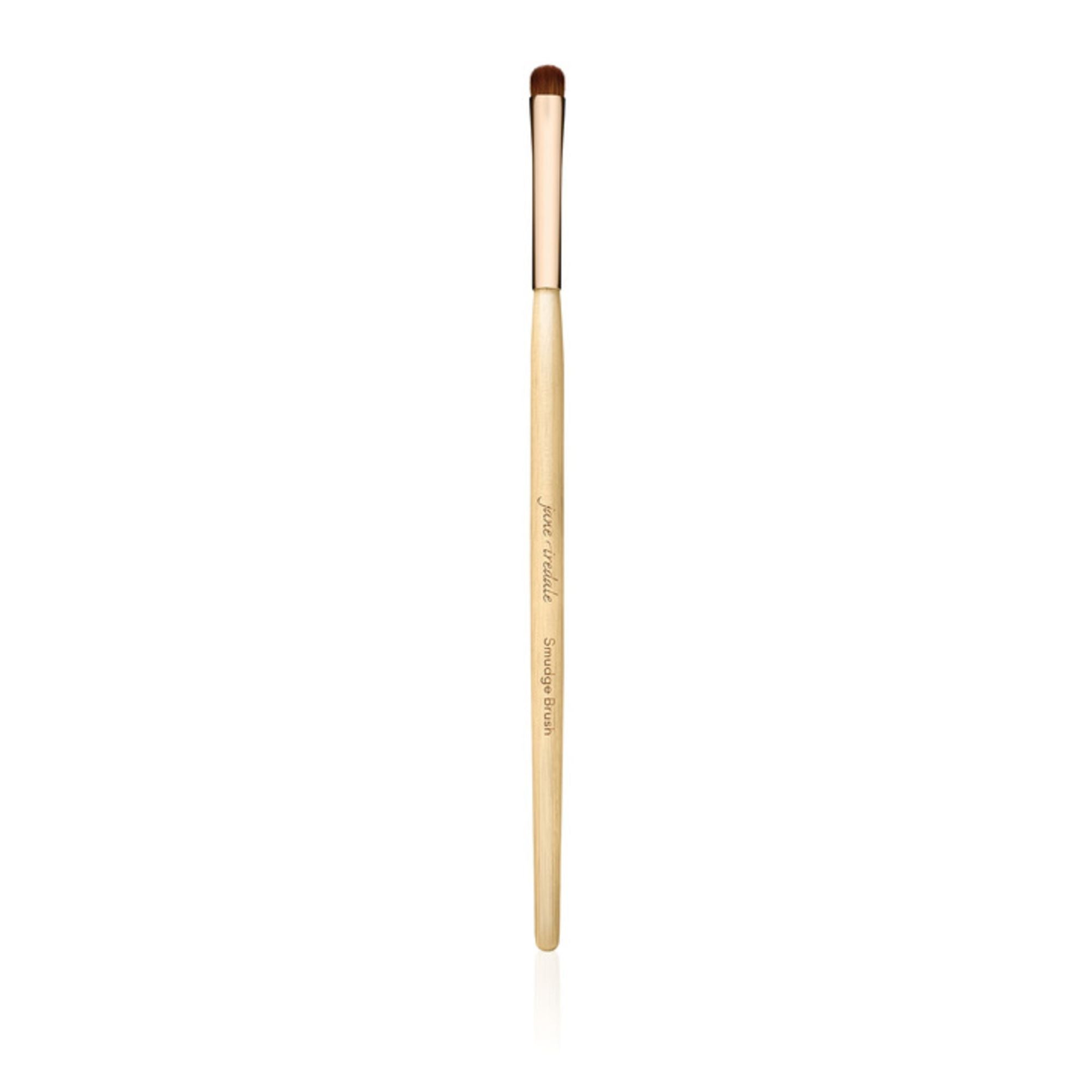 Jane Iredale Smudge Brush - Professional Makeup Brush for Blending & Smudging Eyeshadow & Eyeliner | Perfect for Everyday Makeup & Special Occasions